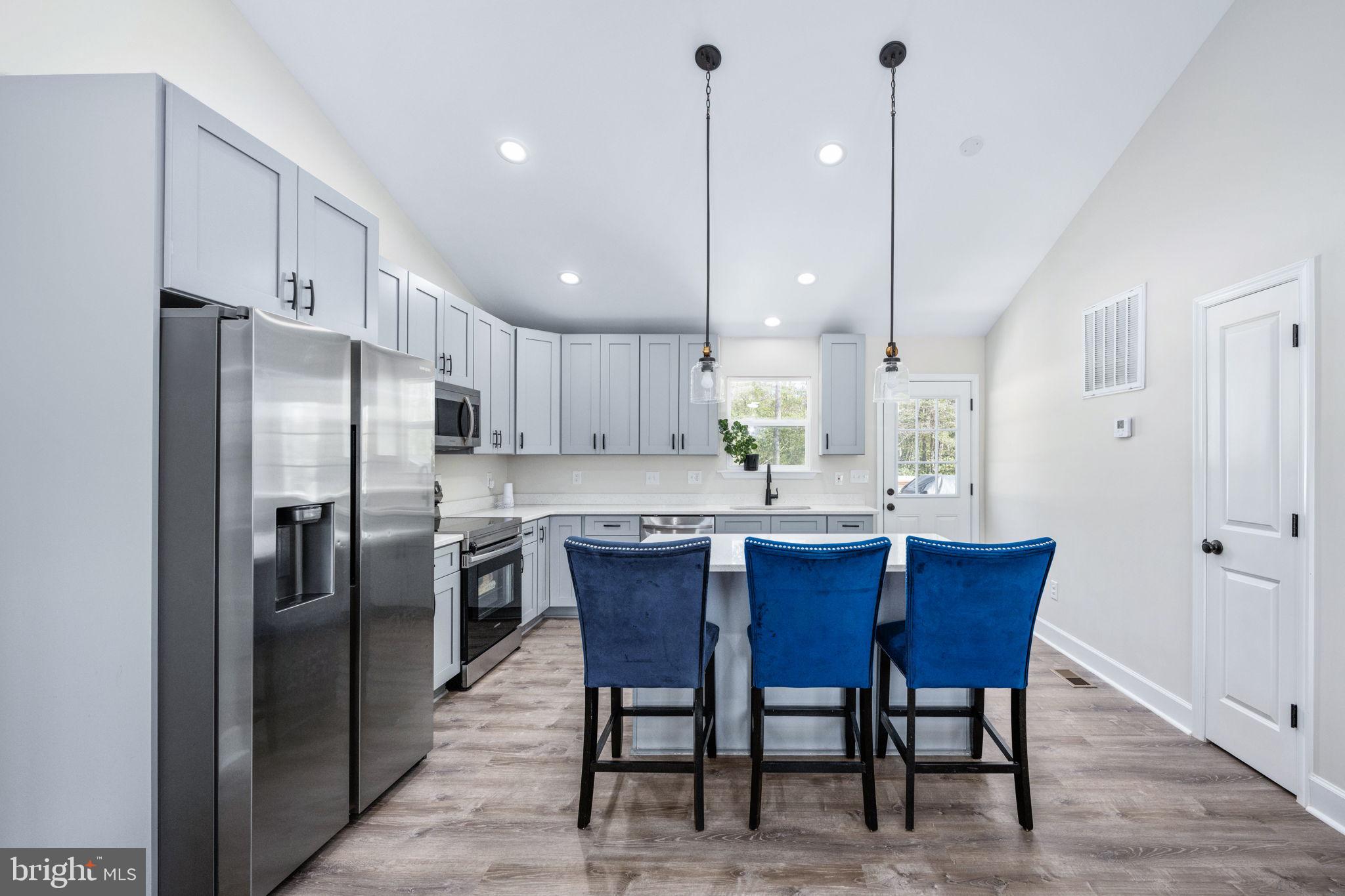 PLACID BAY ESTATES - Residential