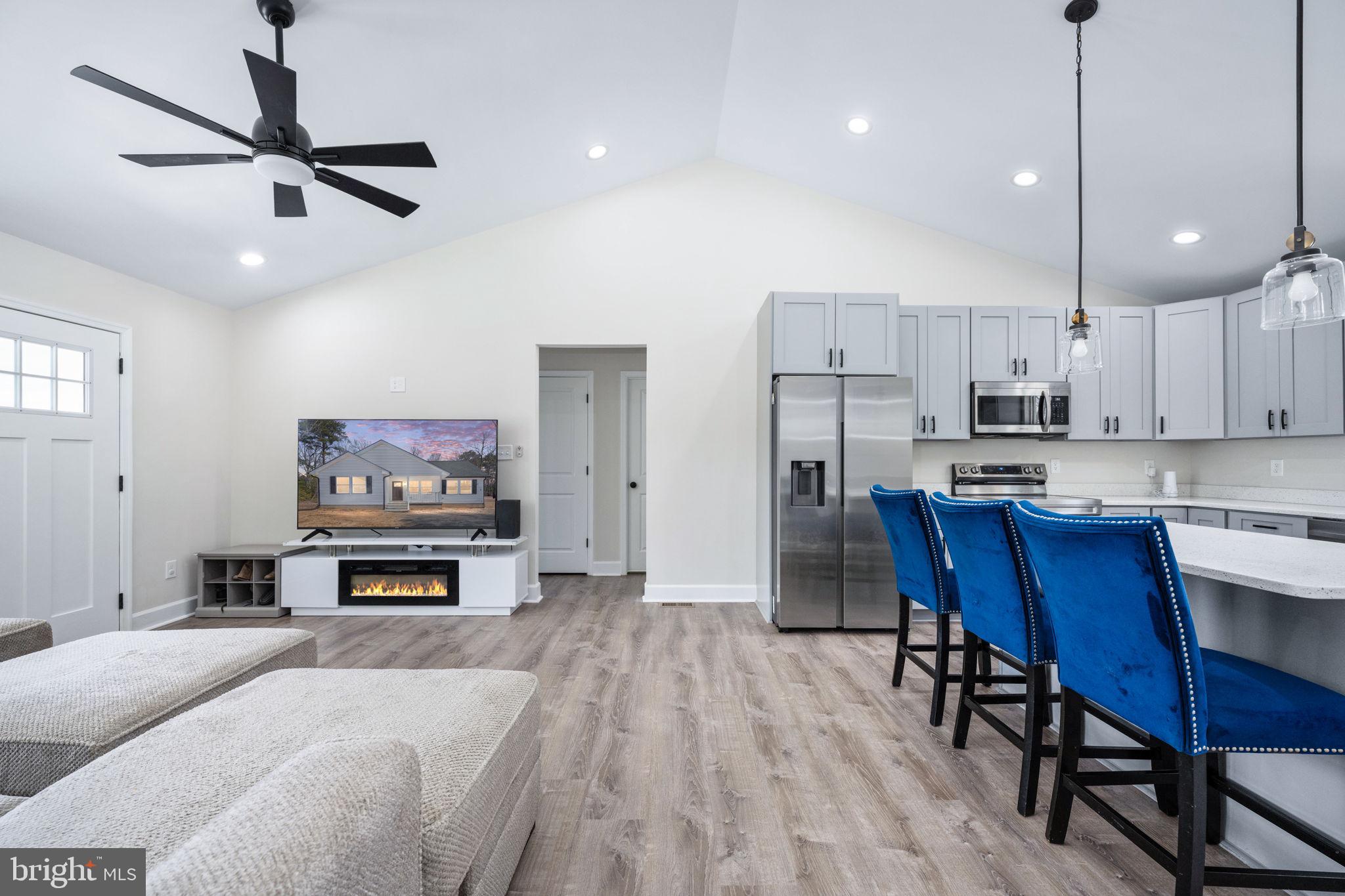 PLACID BAY ESTATES - Residential