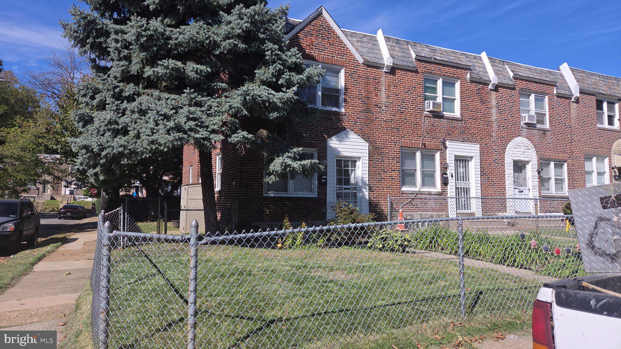 5828 WEYMOUTH STREET