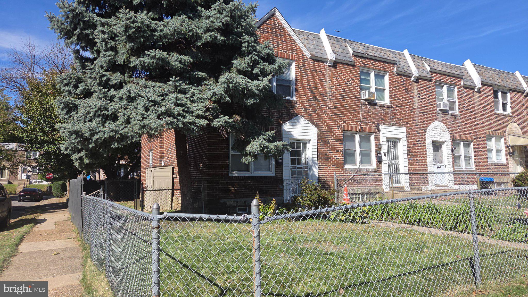 5828 WEYMOUTH STREET