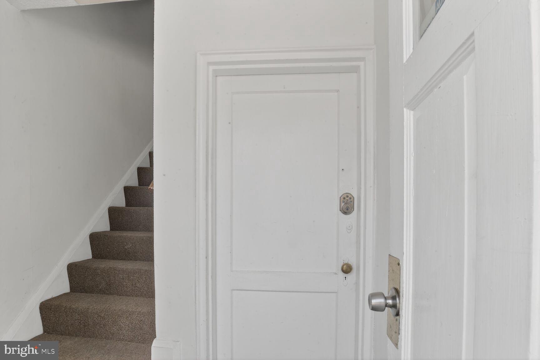 6133 PARKWAY DRIVE 2