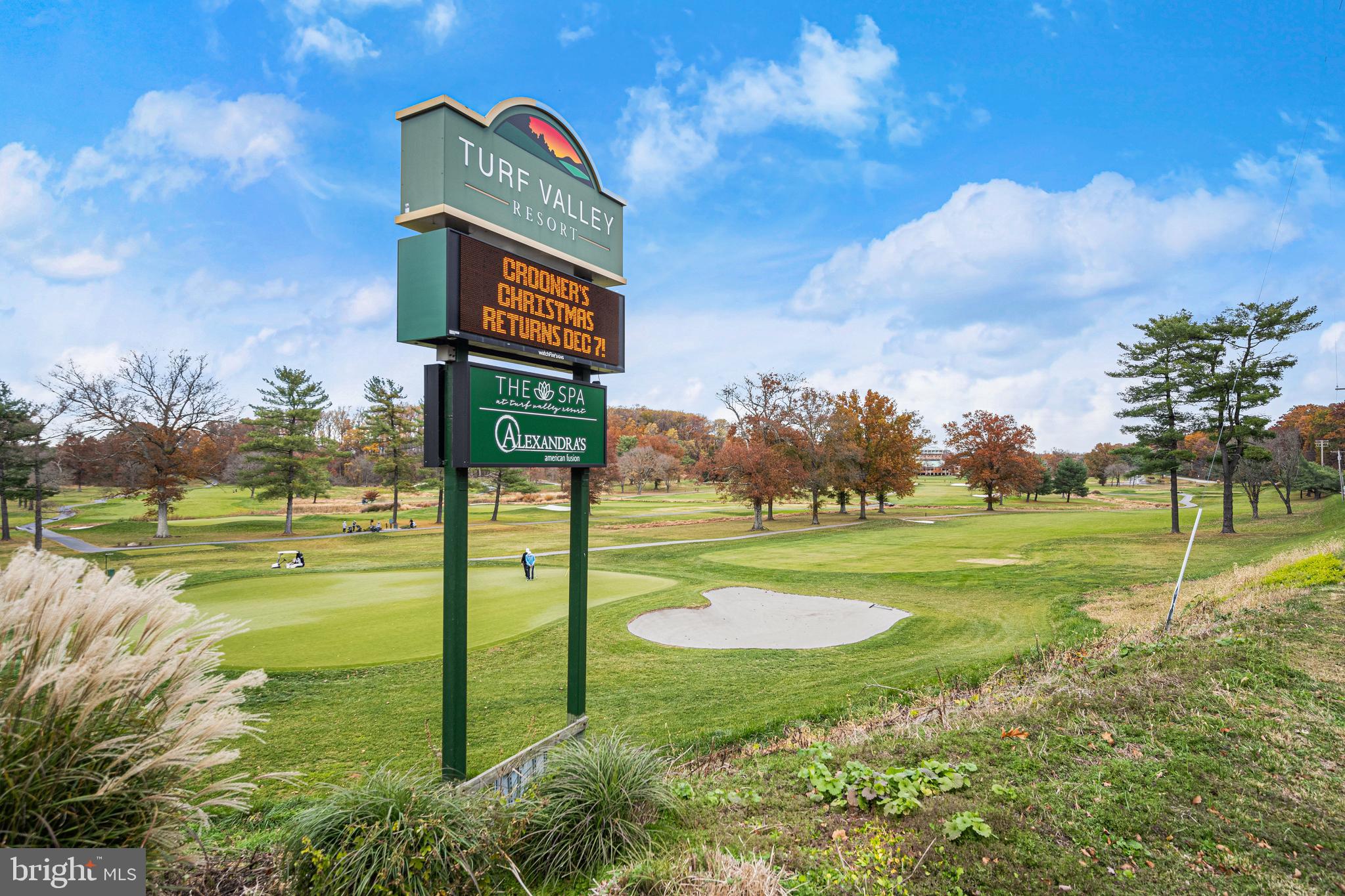 TURF VALLEY - Residential