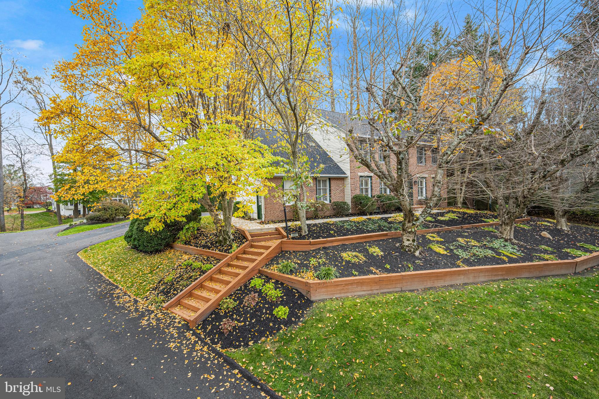 TURF VALLEY - Residential