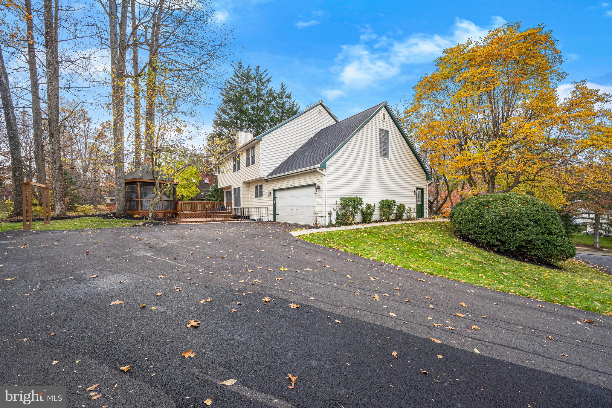 TURF VALLEY - Residential