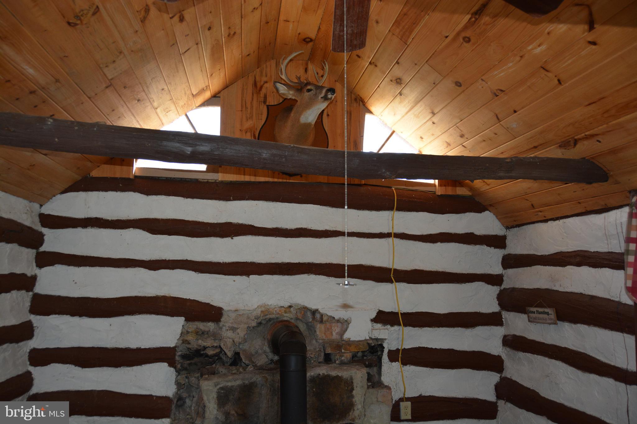 NORTH MOUNTAIN ESTATES - Land