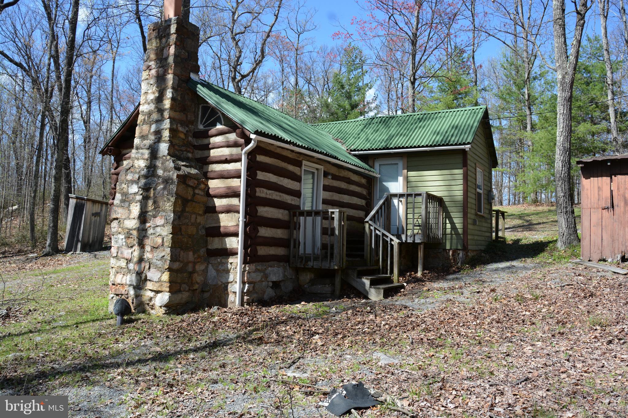 NORTH MOUNTAIN ESTATES - Land