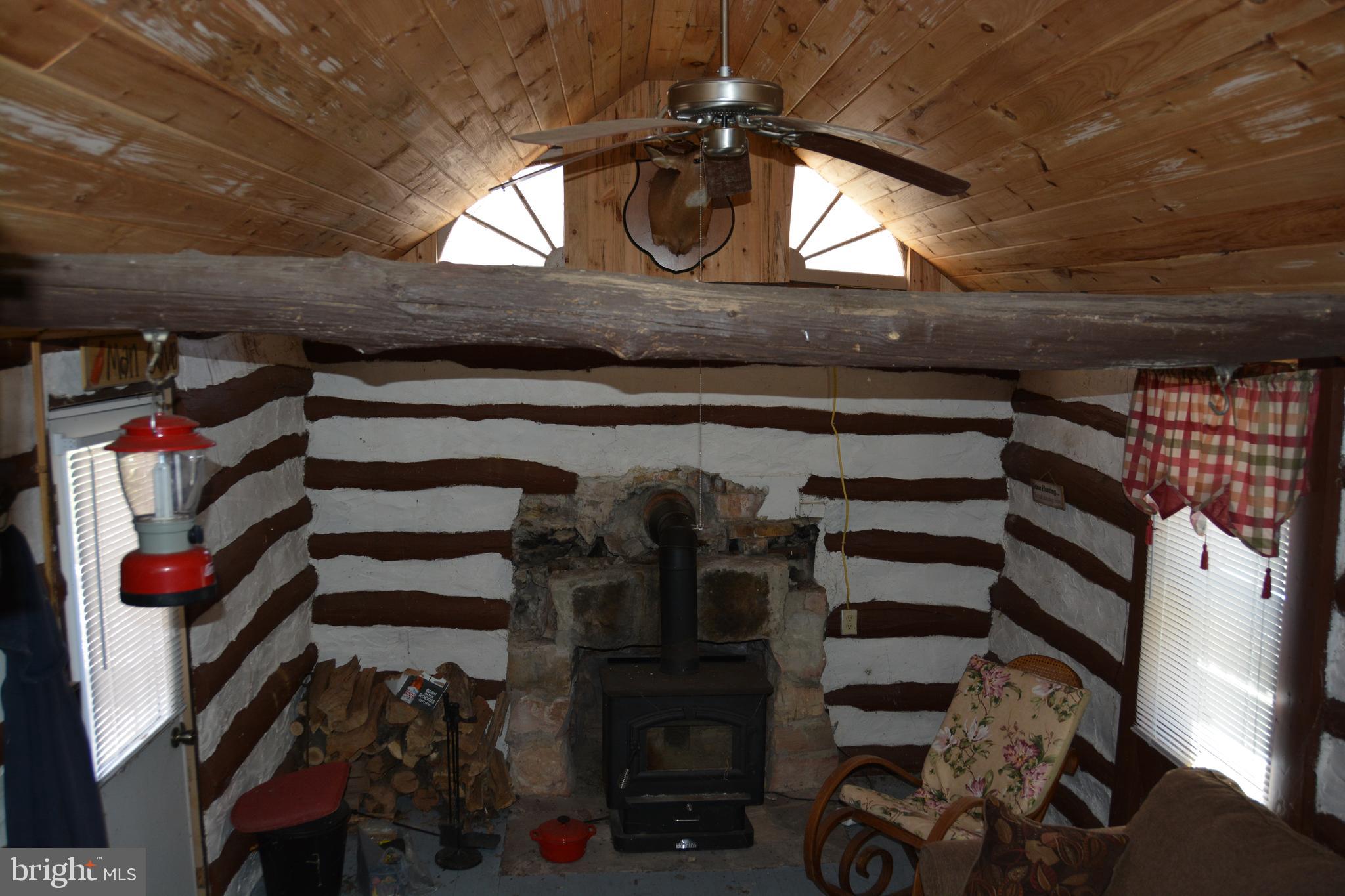 NORTH MOUNTAIN ESTATES - Land