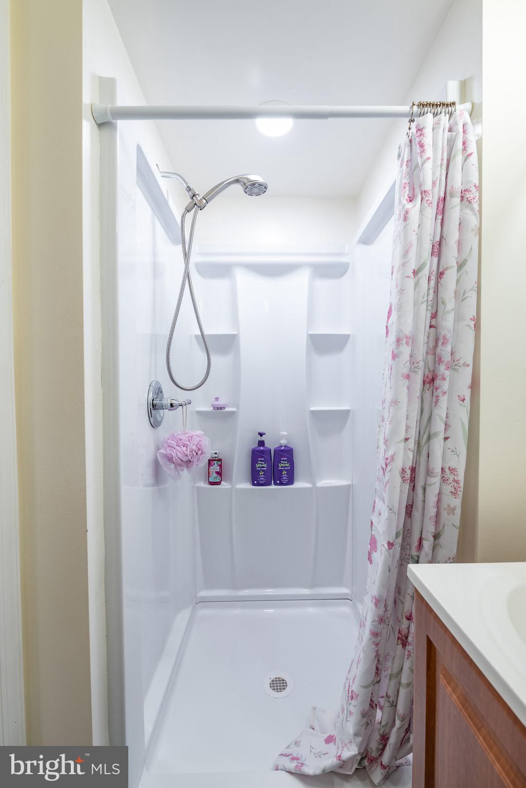 GUNNERS VIEW - Residential