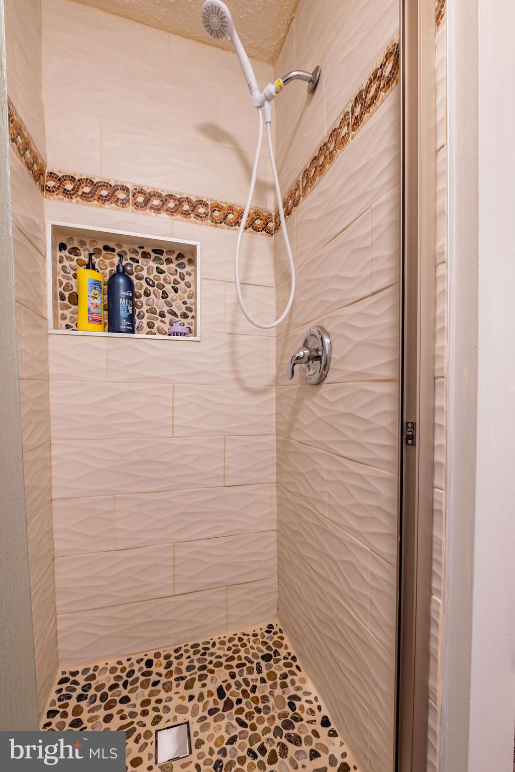 GUNNERS VIEW - Residential