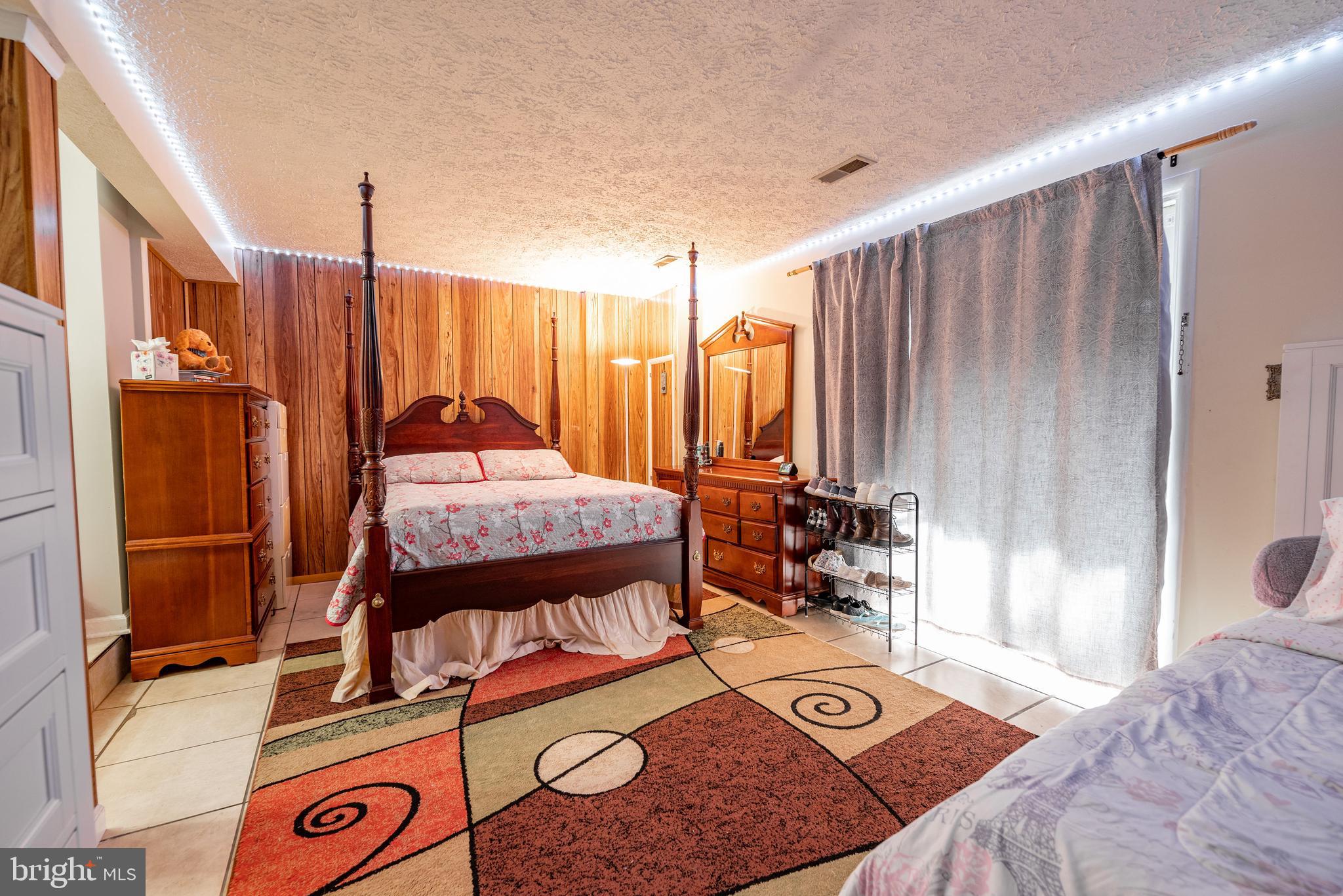 GUNNERS VIEW - Residential