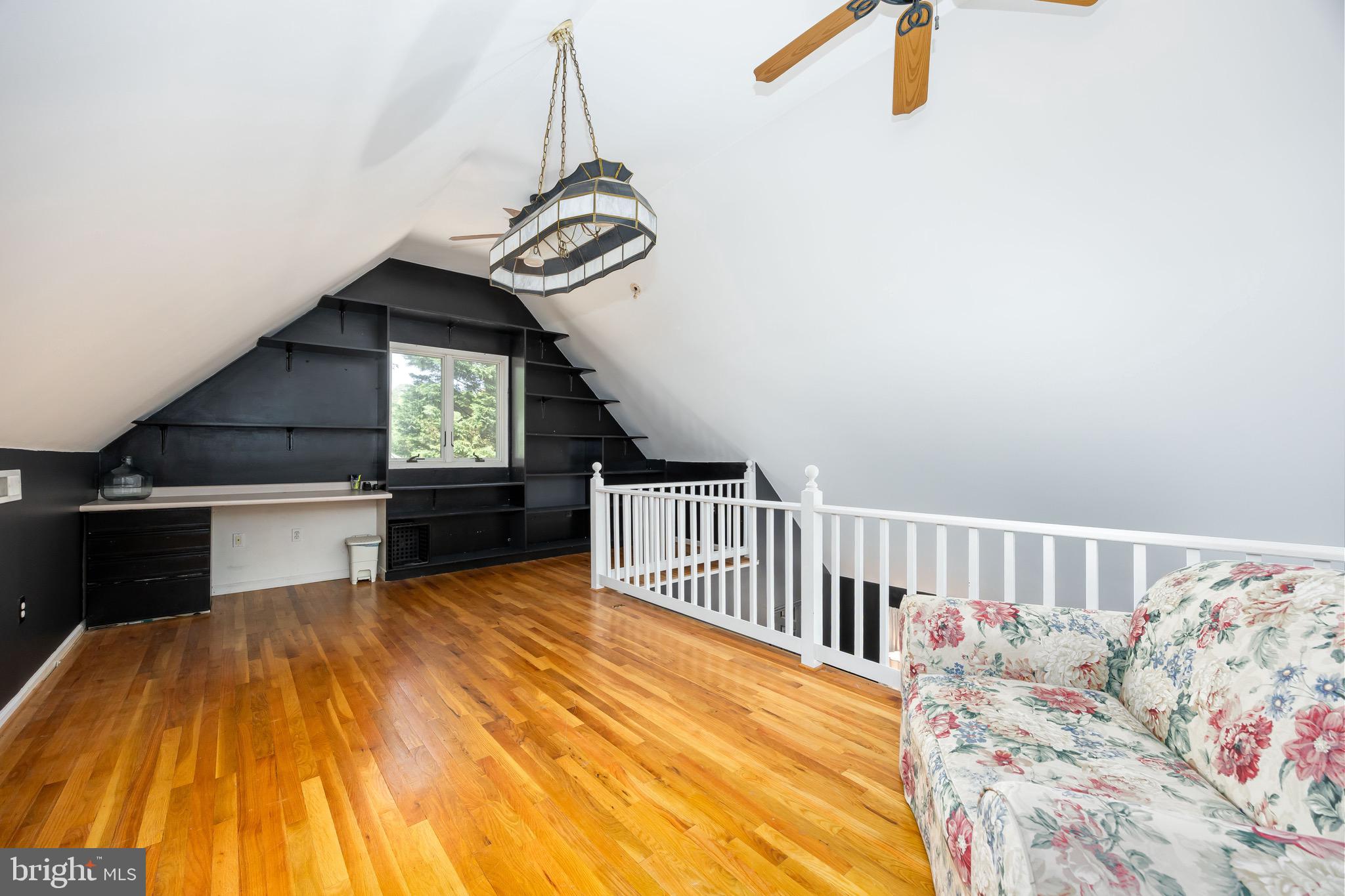 HUNTERS MILL - Residential