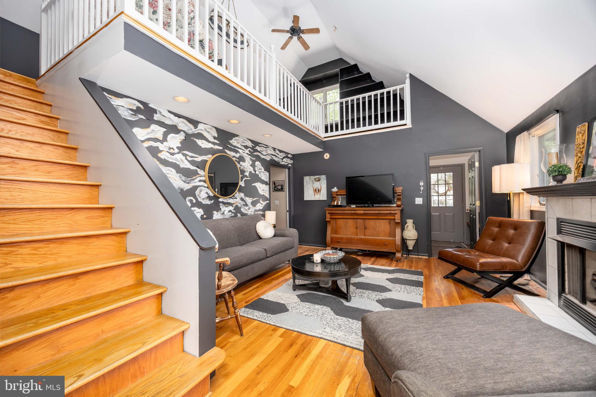 HUNTERS MILL - Residential