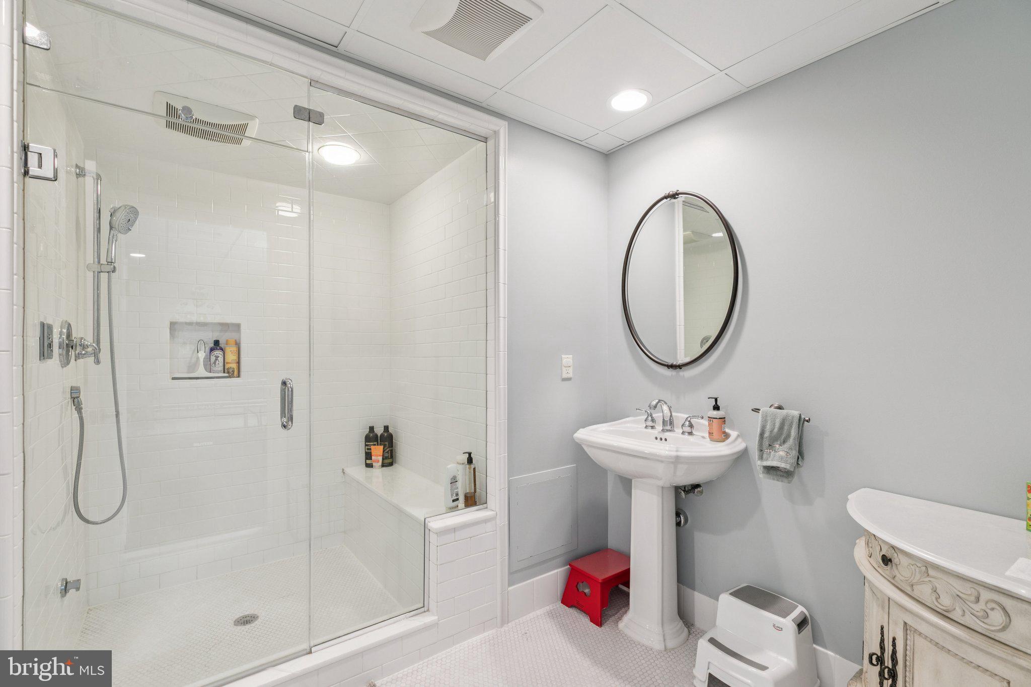 BELAMOUR - Residential