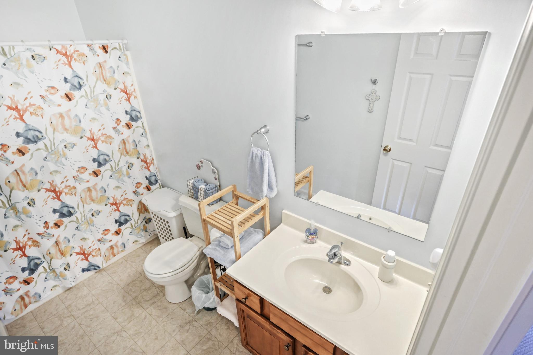 LAUREL VISTAS - Residential