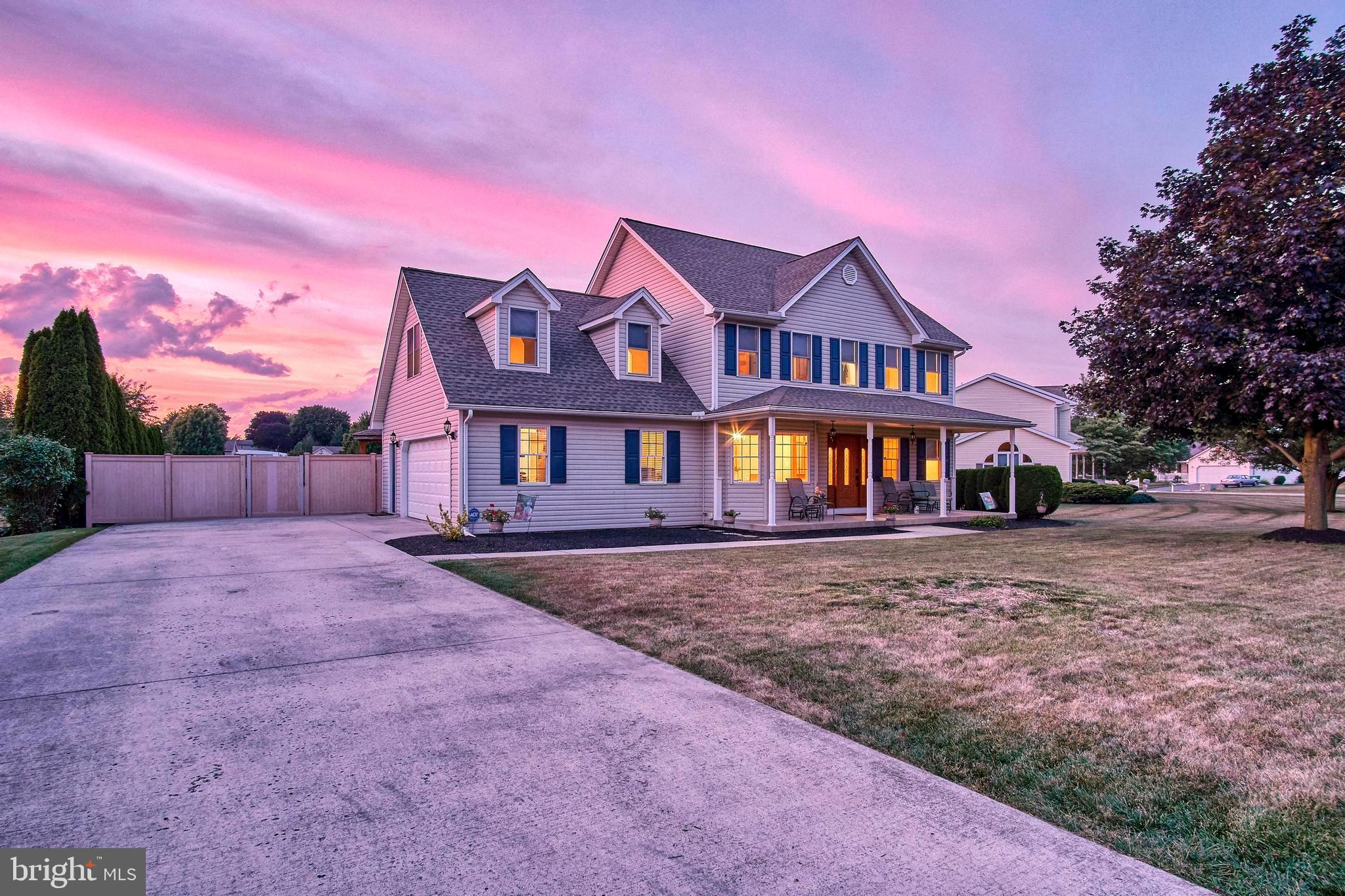 JEFFERSON COURT - Residential