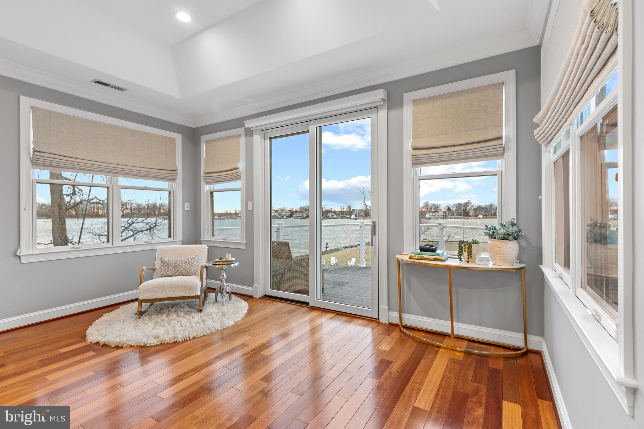 ARUNDEL ON THE BAY - Residential