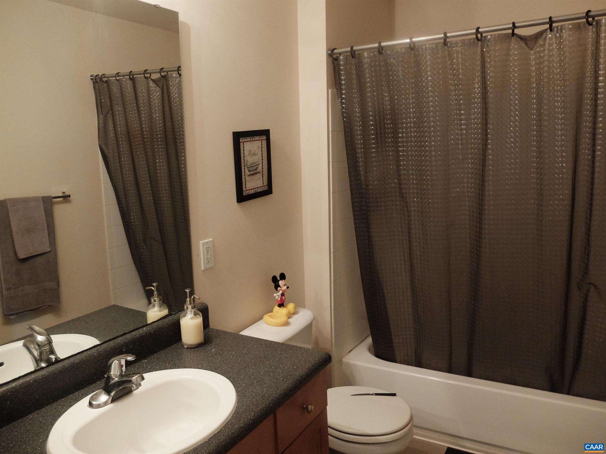 EAGLES LANDING - Residential Lease