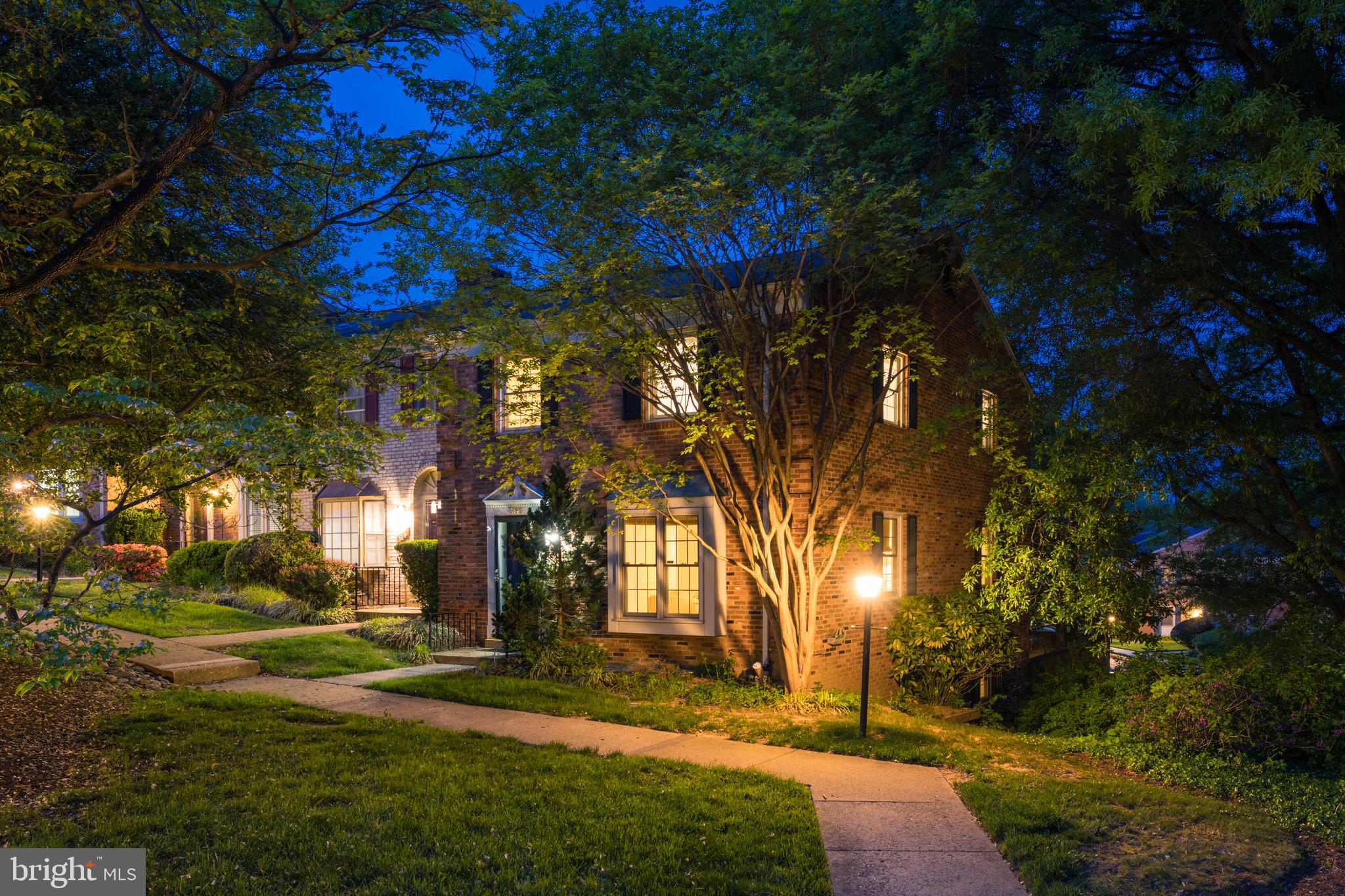 3195 STONEHURST DRIVE