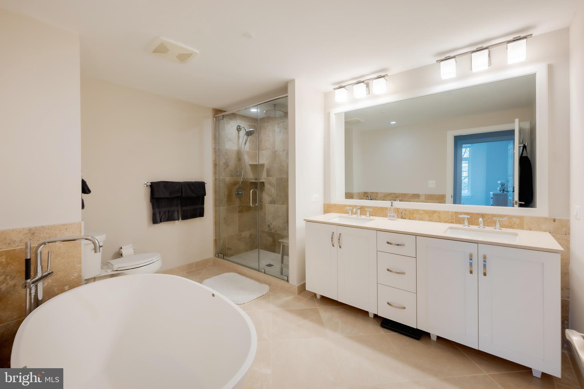 HAMPDEN ROW - Residential Lease