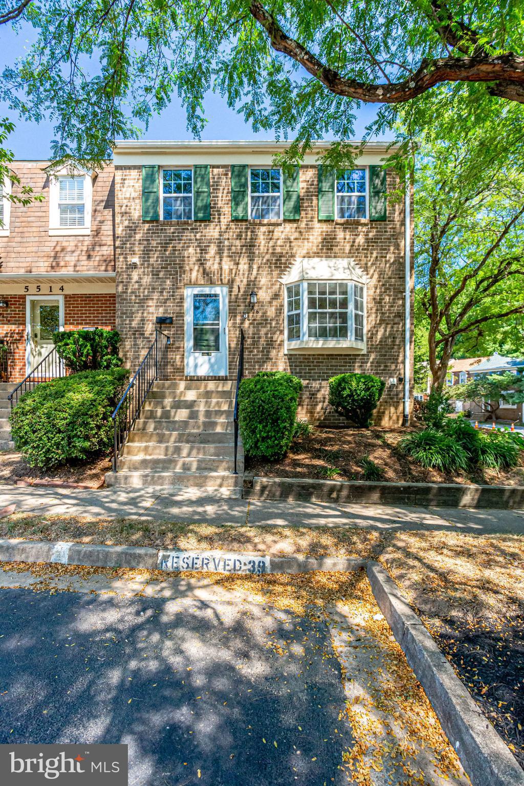 5516 WINFORD COURT