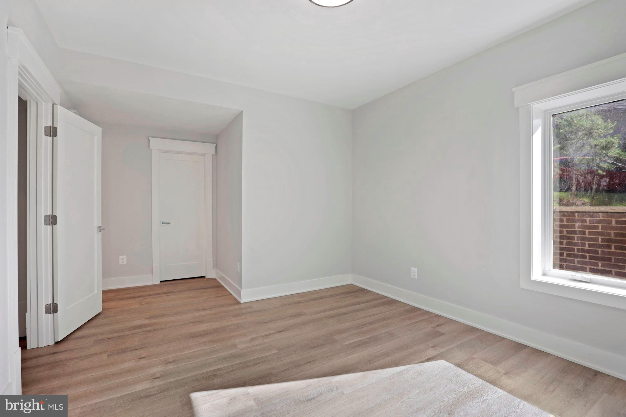 BROOKEVILLE ESTATES - Residential