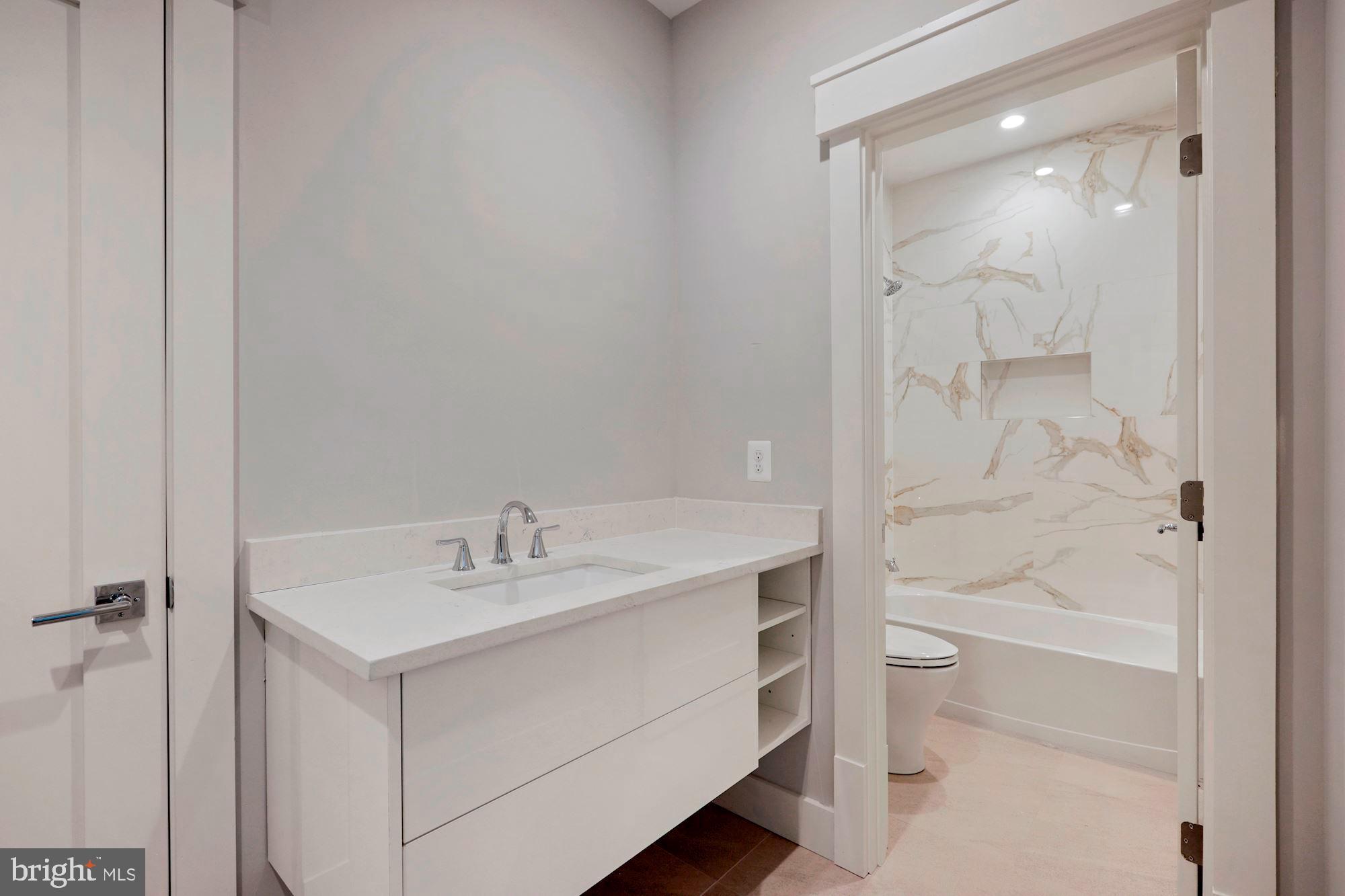 BROOKEVILLE ESTATES - Residential