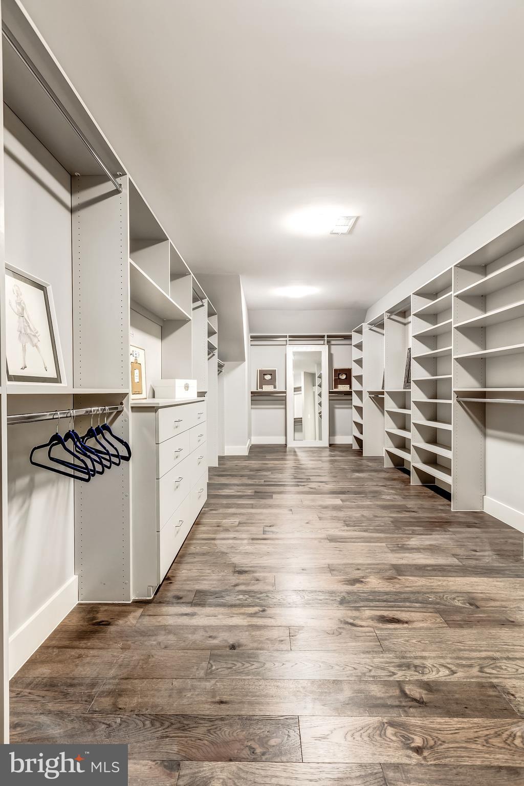 BROOKEVILLE ESTATES - Residential