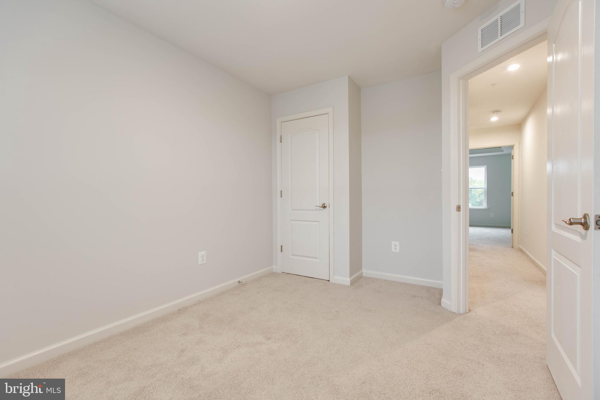 THE RIDGES - Residential Lease