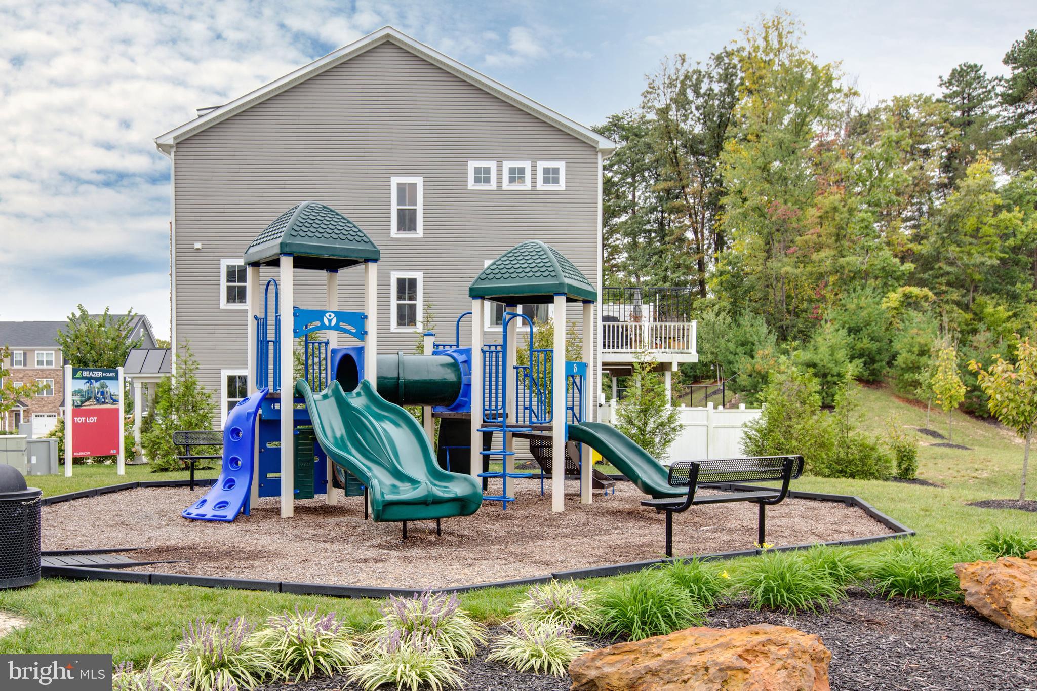 THE RIDGES - Residential Lease