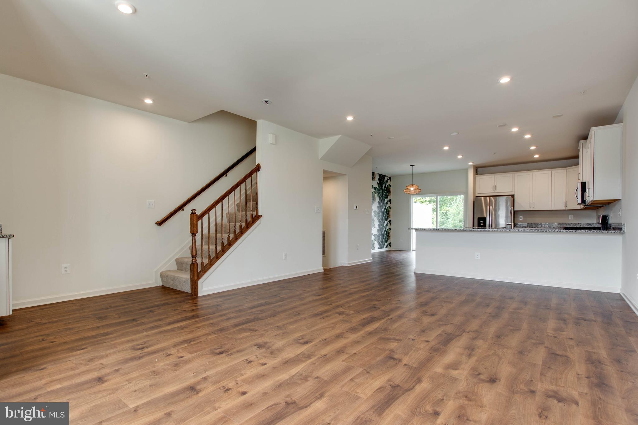 THE RIDGES - Residential Lease