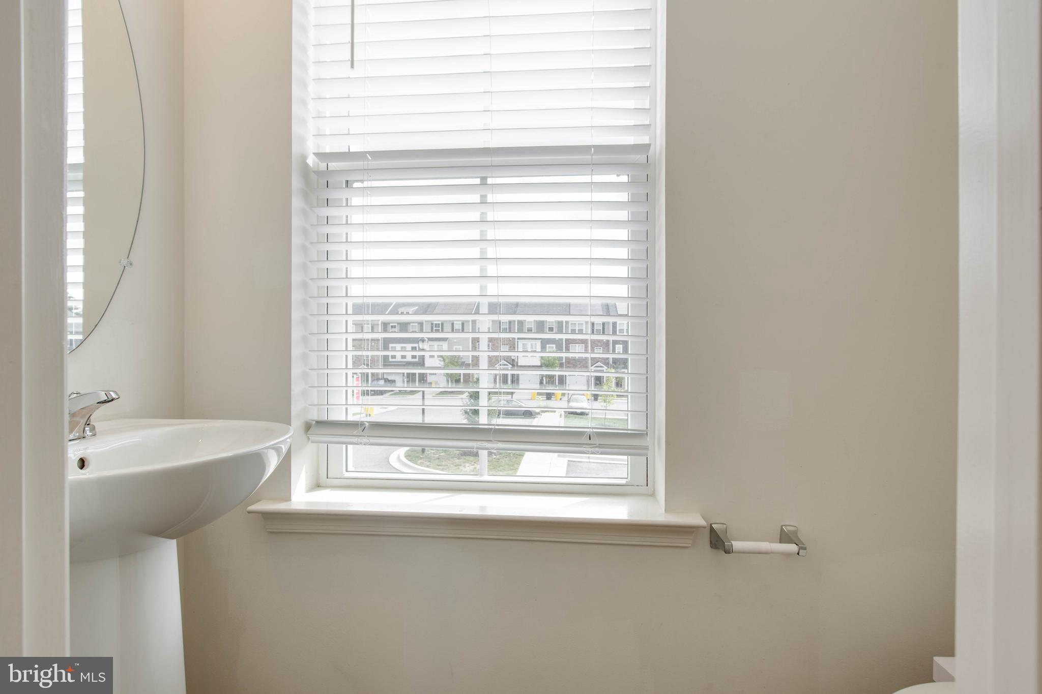 THE RIDGES - Residential Lease