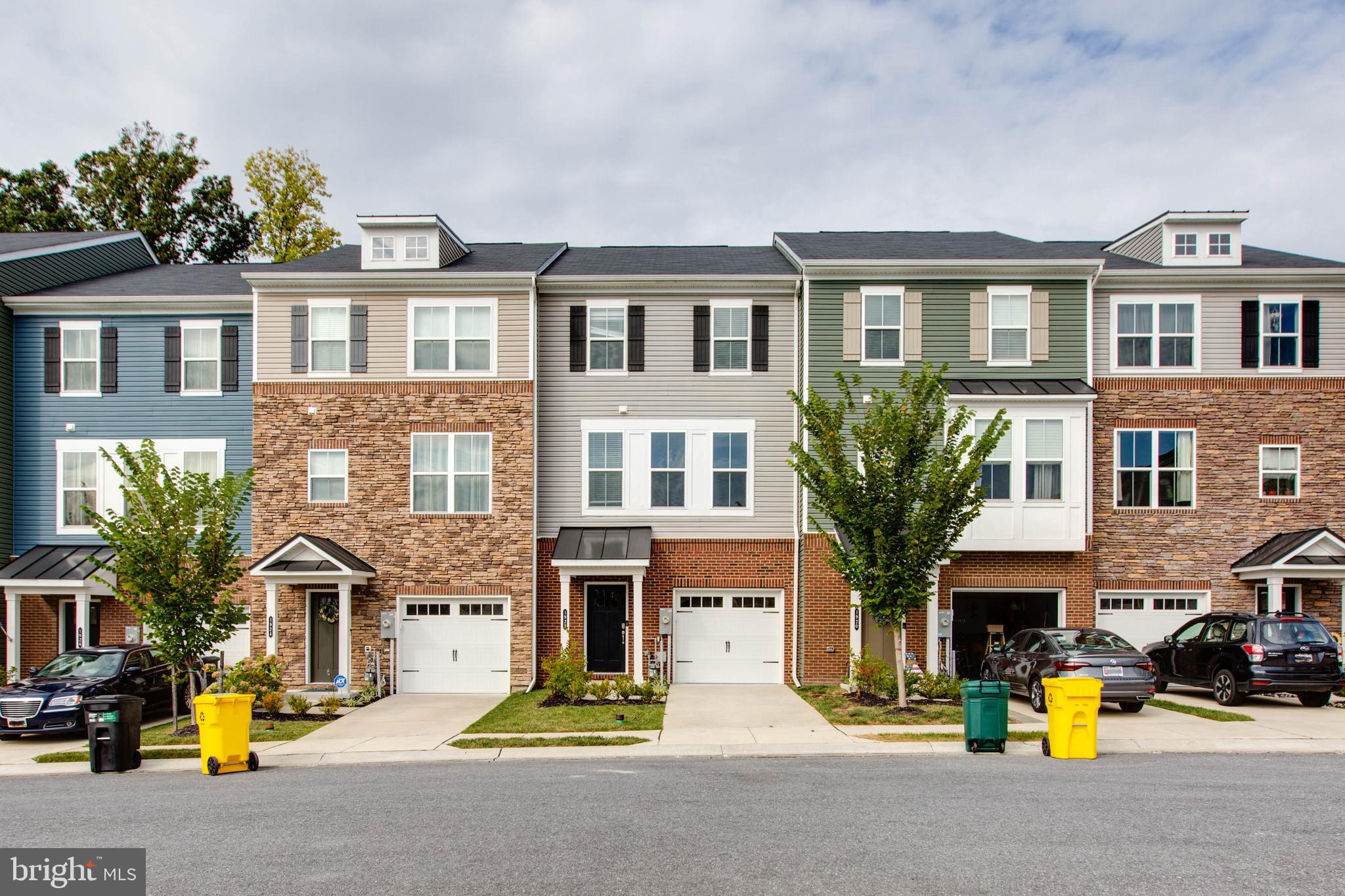 THE RIDGES - Residential Lease