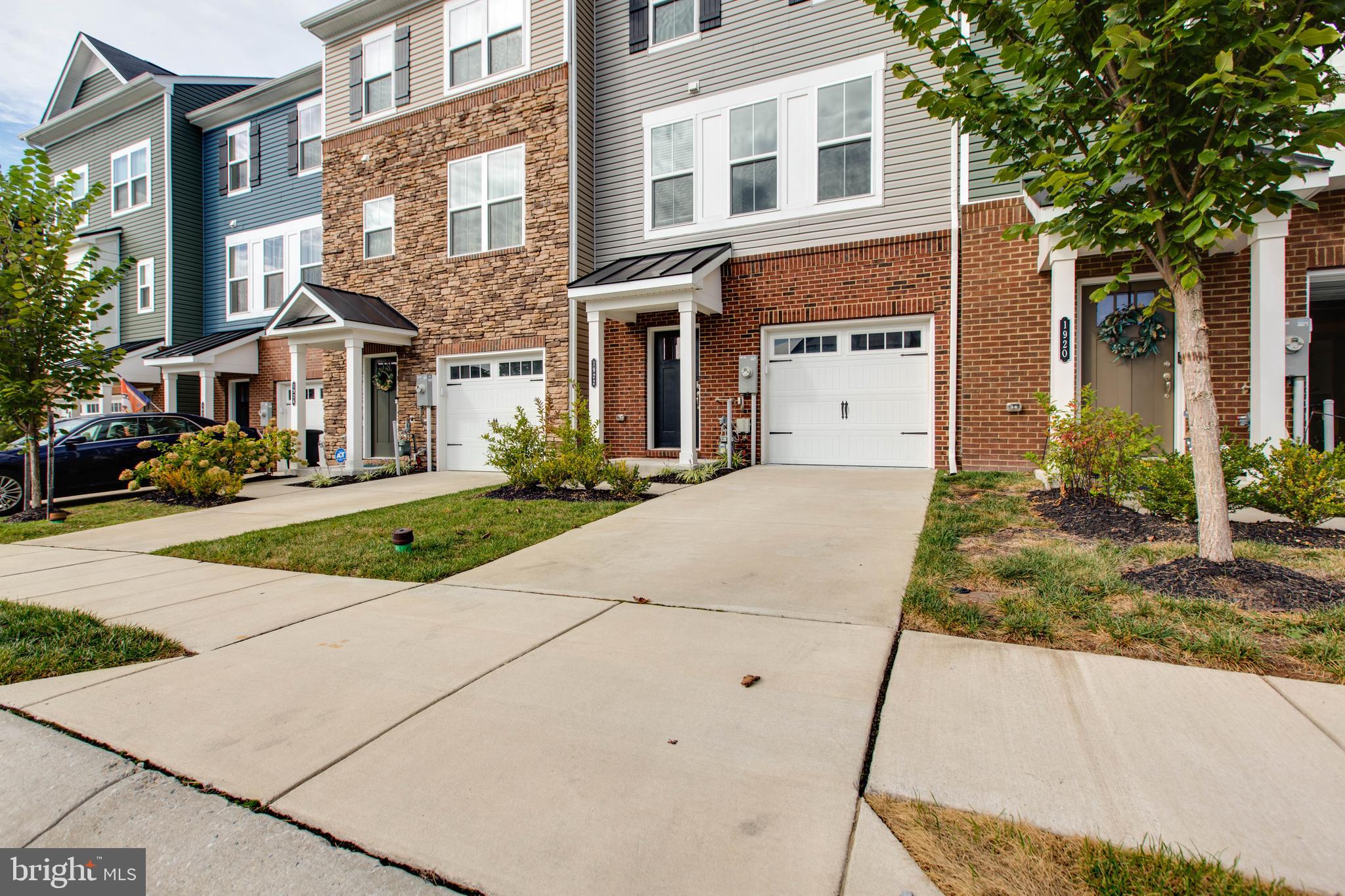 THE RIDGES - Residential Lease