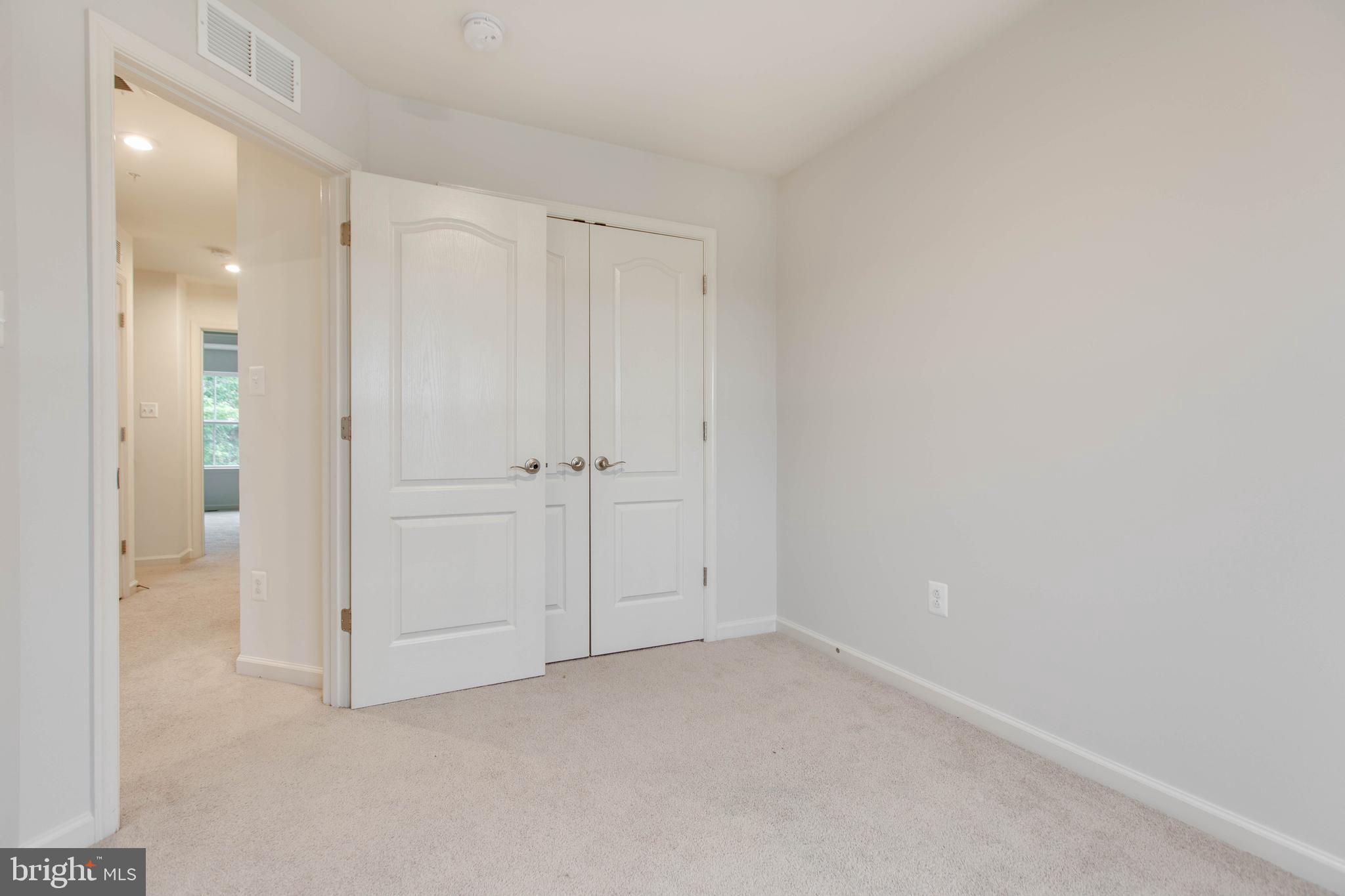 THE RIDGES - Residential Lease