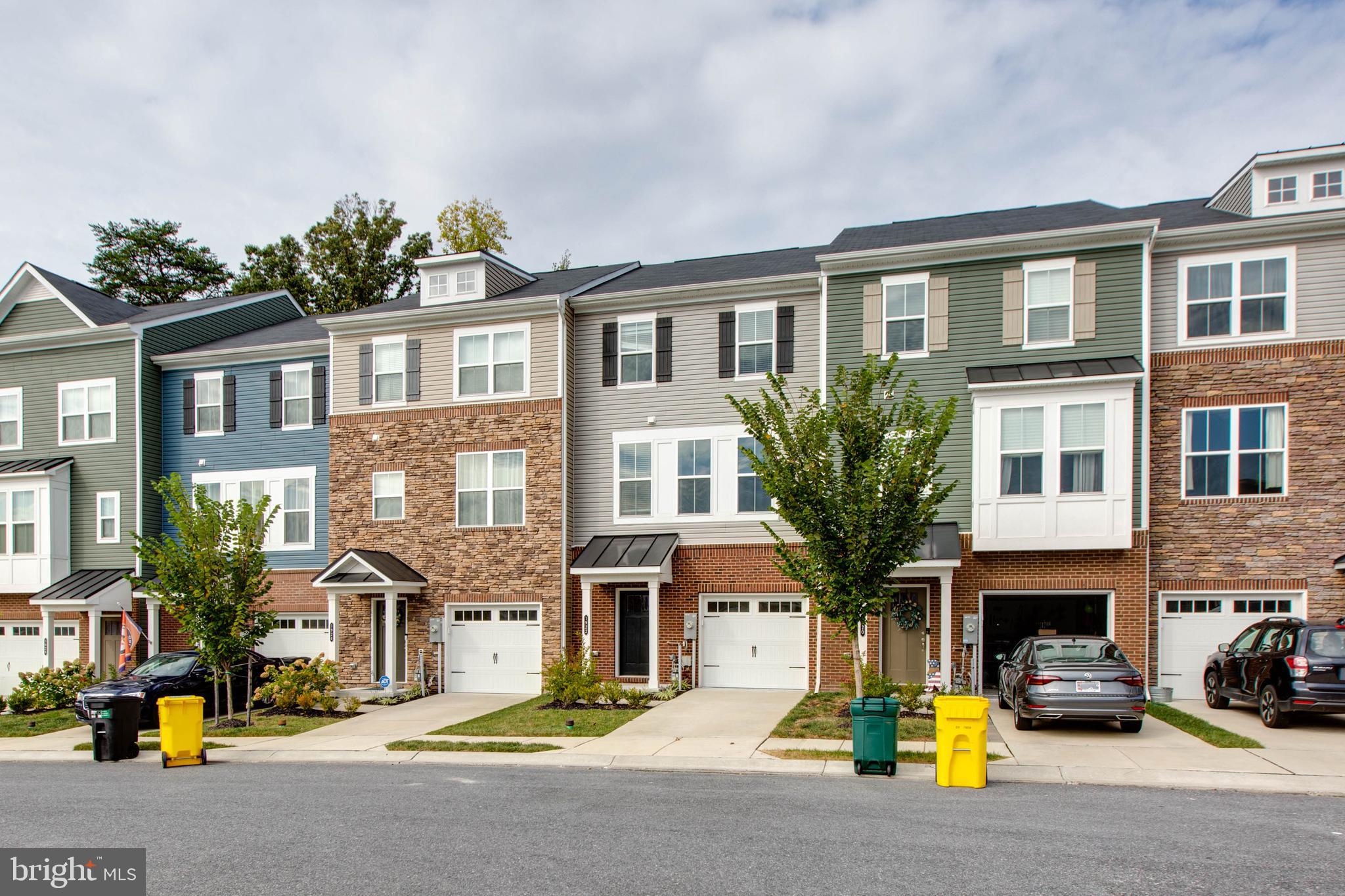 THE RIDGES - Residential Lease