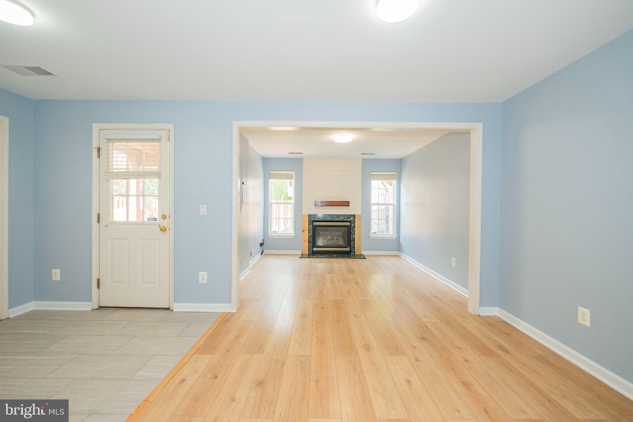 SOUTH RIDING - Residential