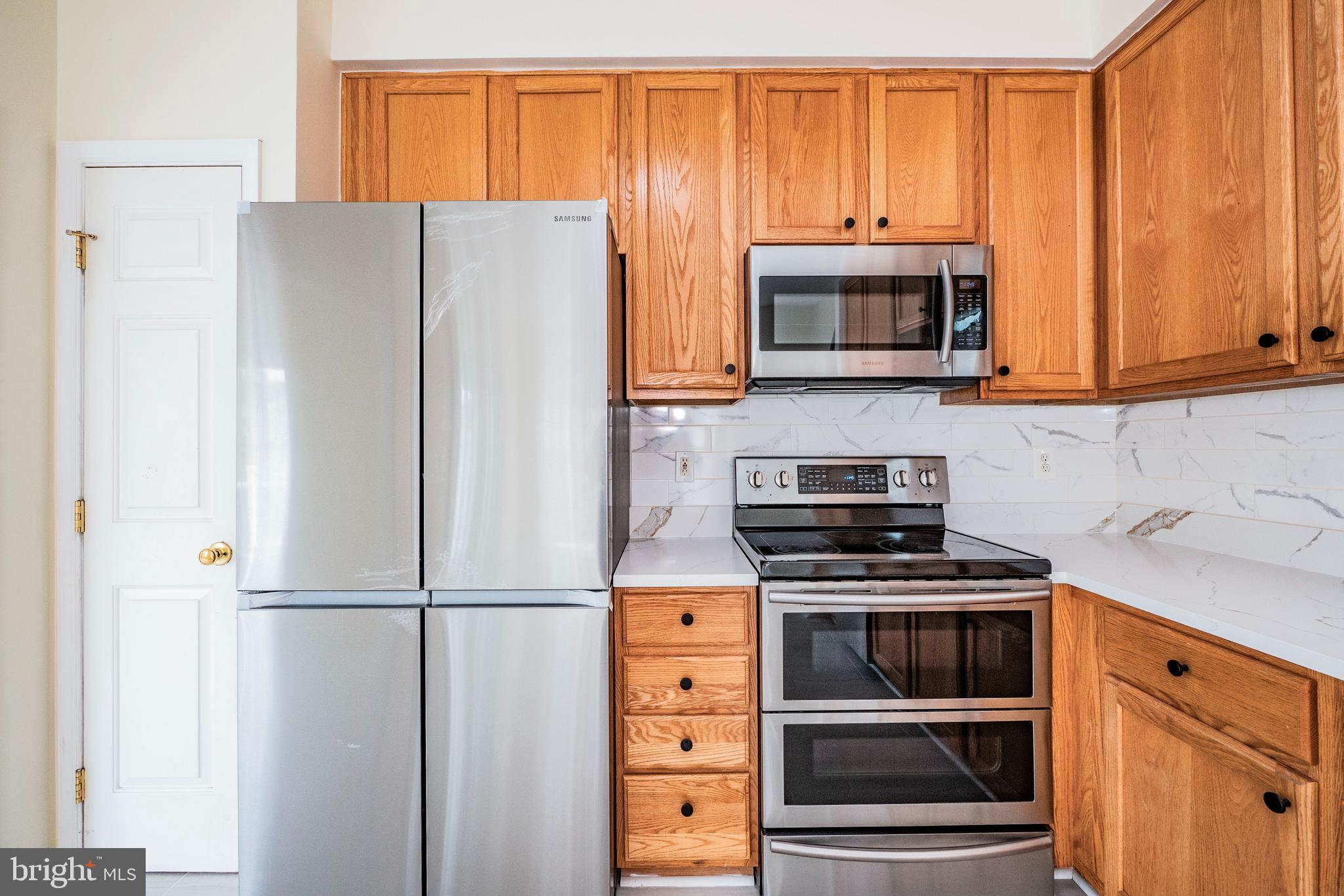 SOUTH RIDING - Residential