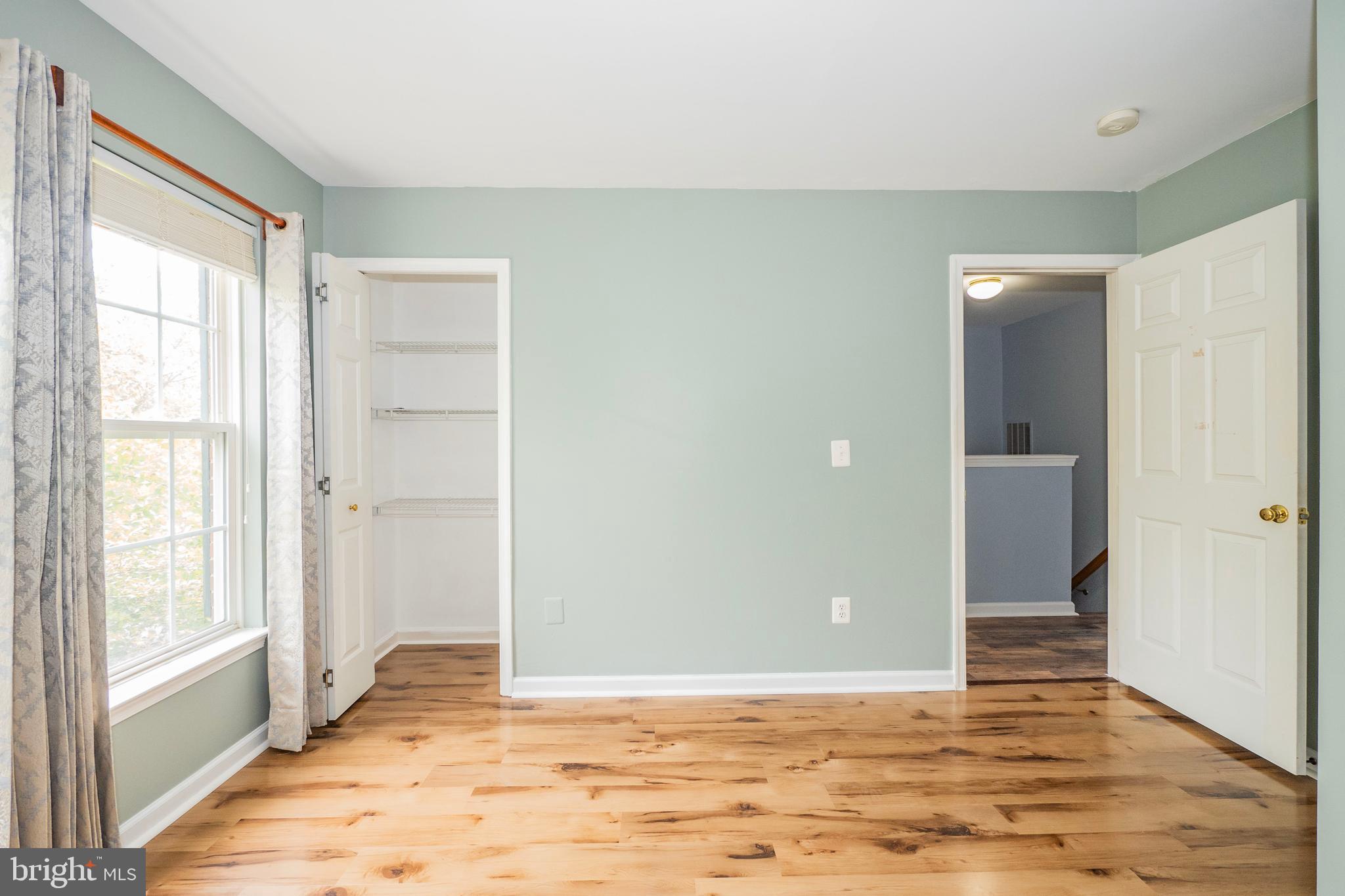 SOUTH RIDING - Residential