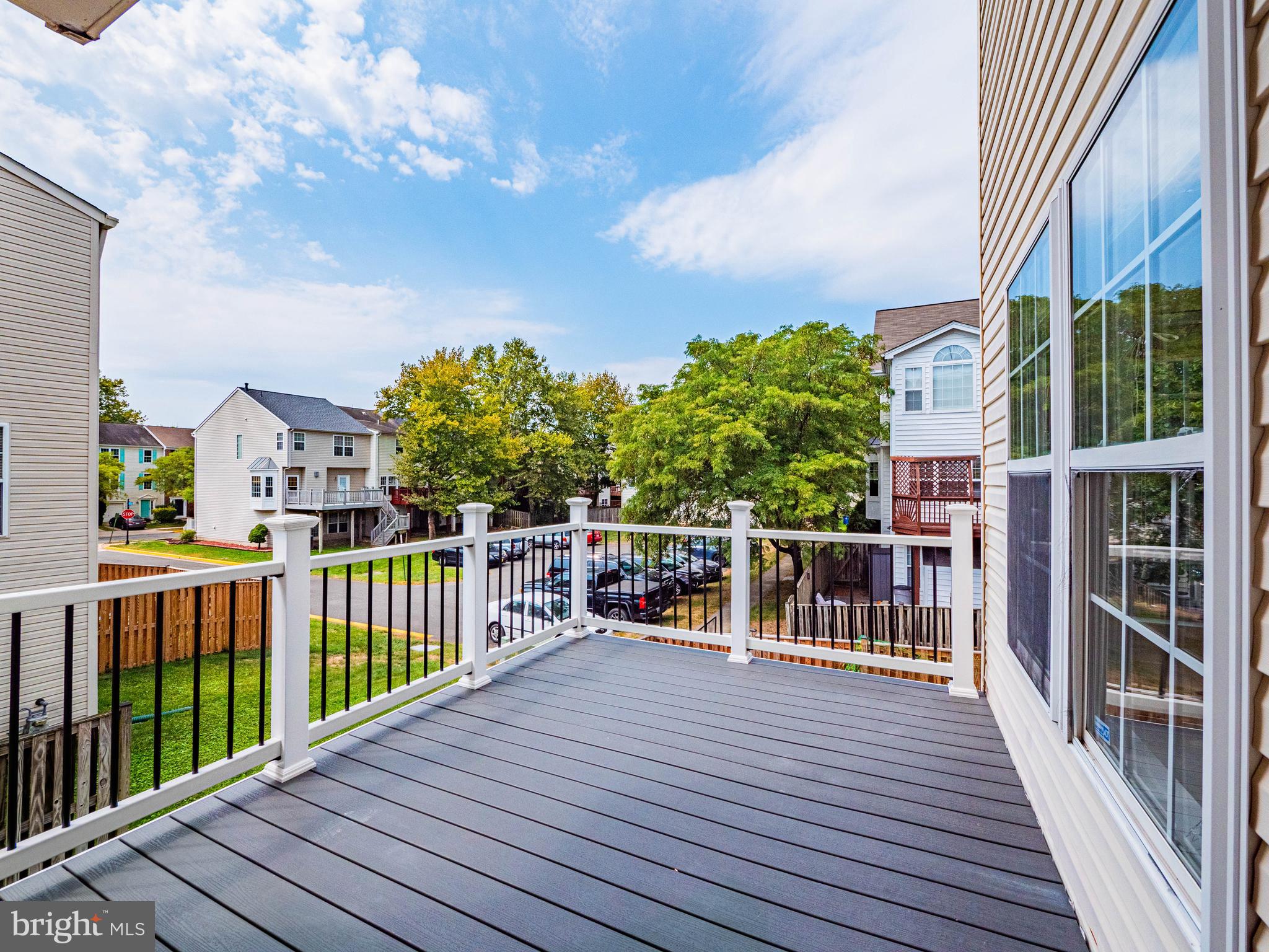 SOUTH RIDING - Residential