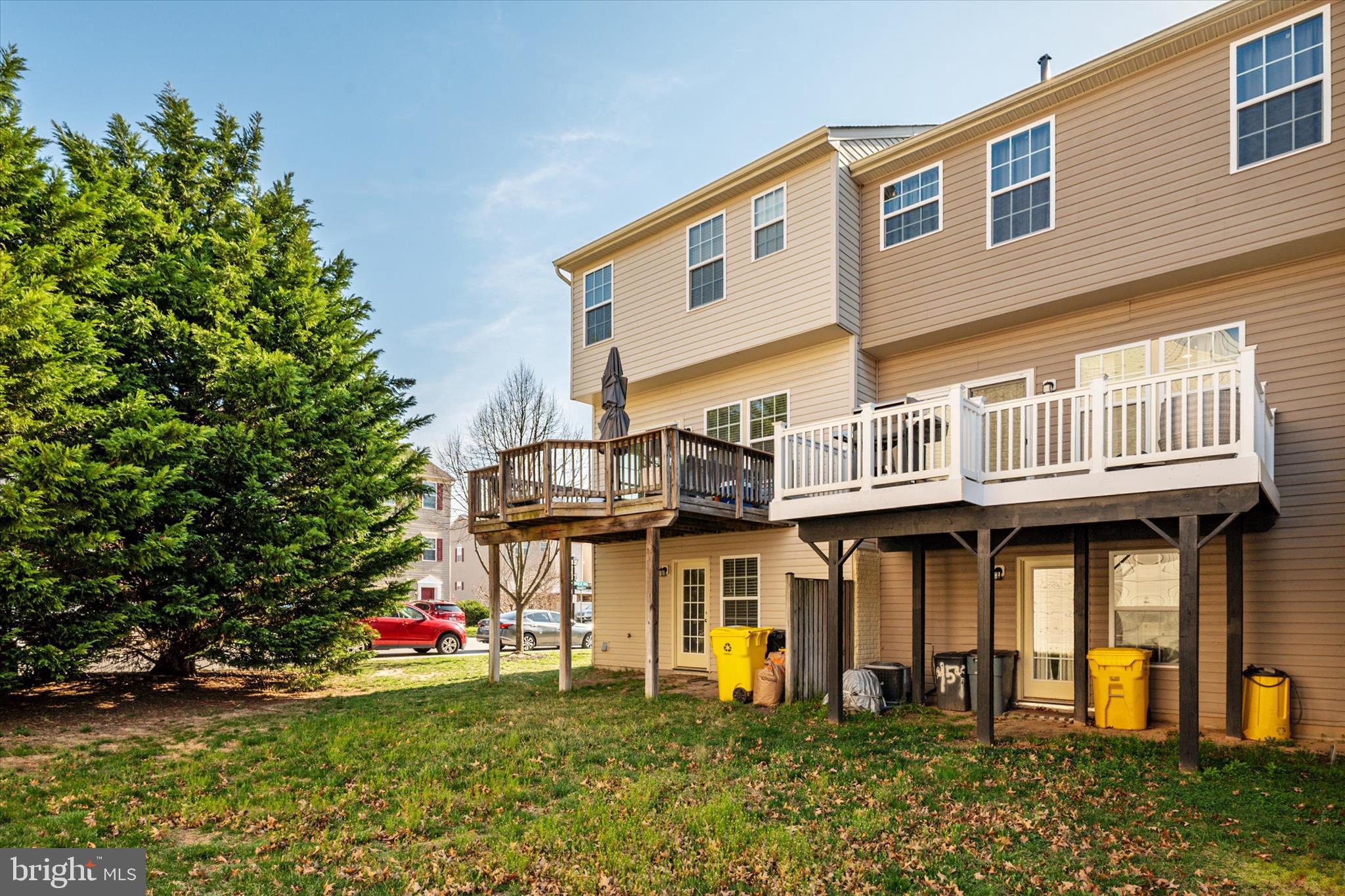 TANYARD SPRINGS - Residential