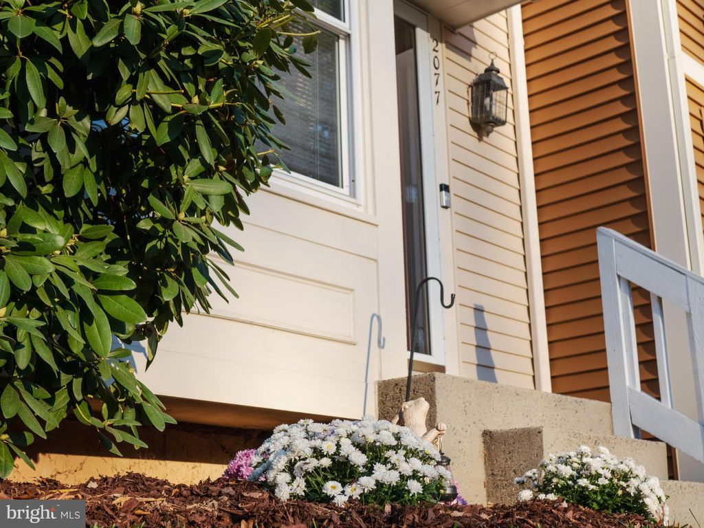 Photo of 2077 Whisperwood Glen Lane, RESTON, VA 20191 (MLS # VAFX2274816)