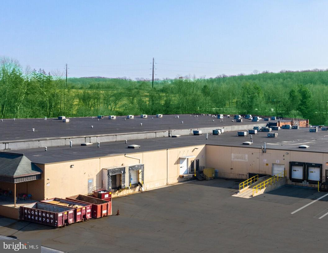 906-912 SPRINGDALE DR.