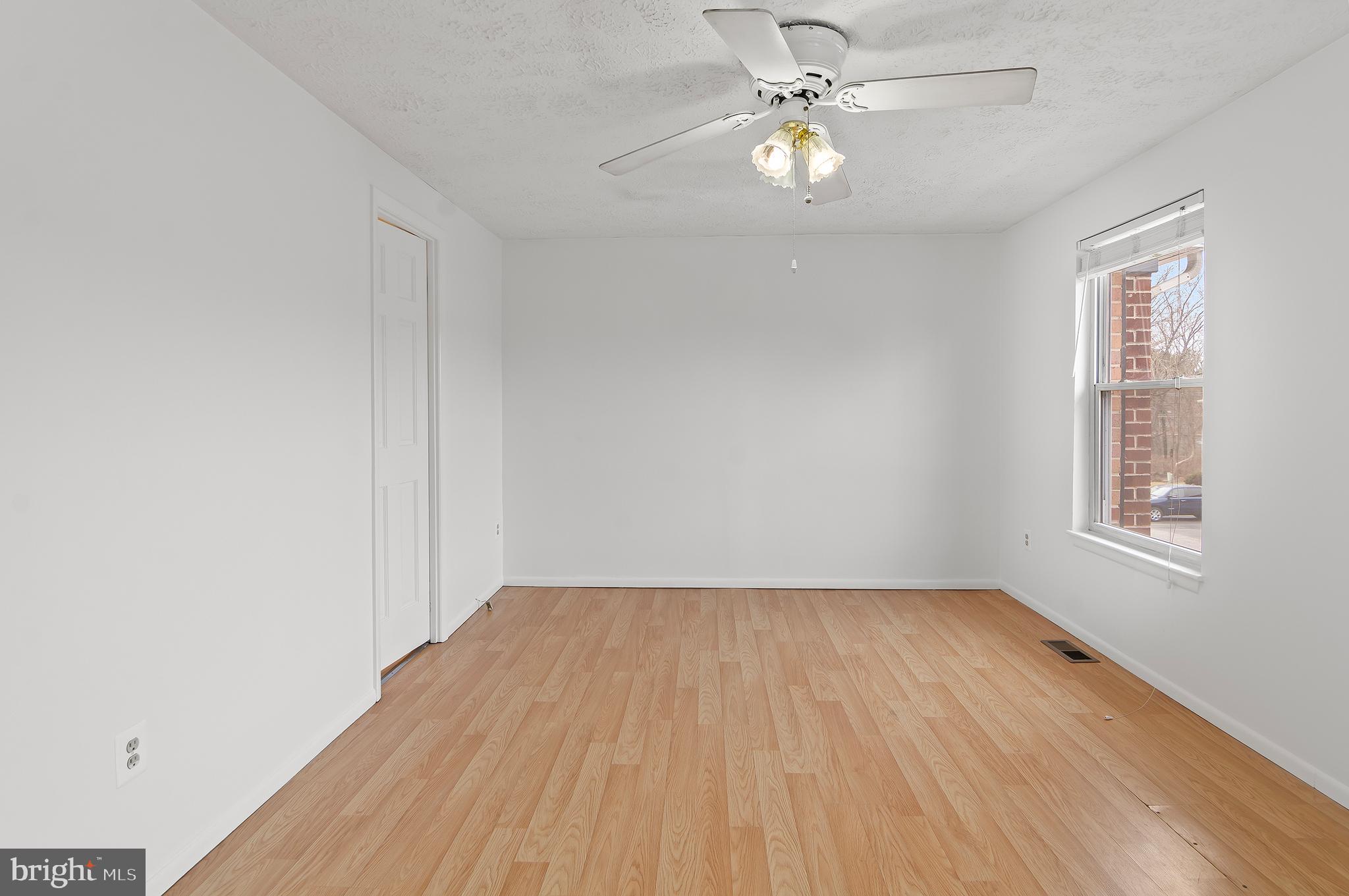 GREENBRIER HILLS - Residential