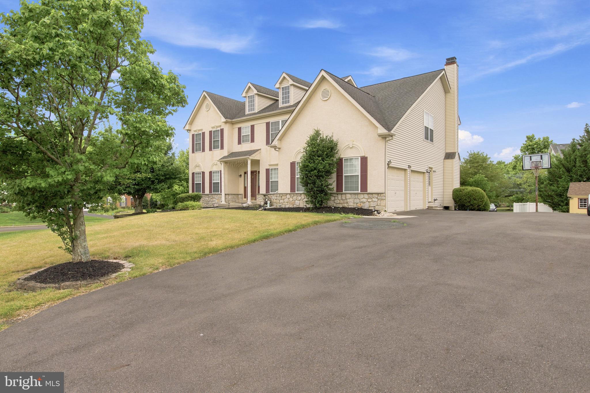 101 TENNYSON LANE