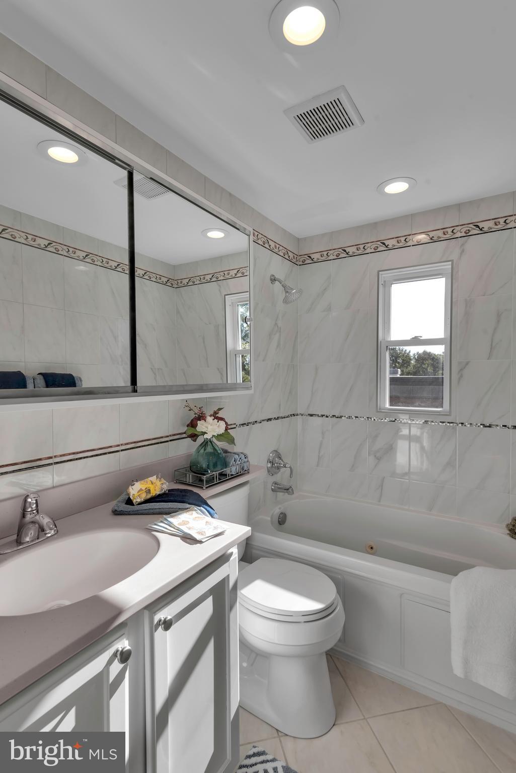 WAKEFIELD - Residential