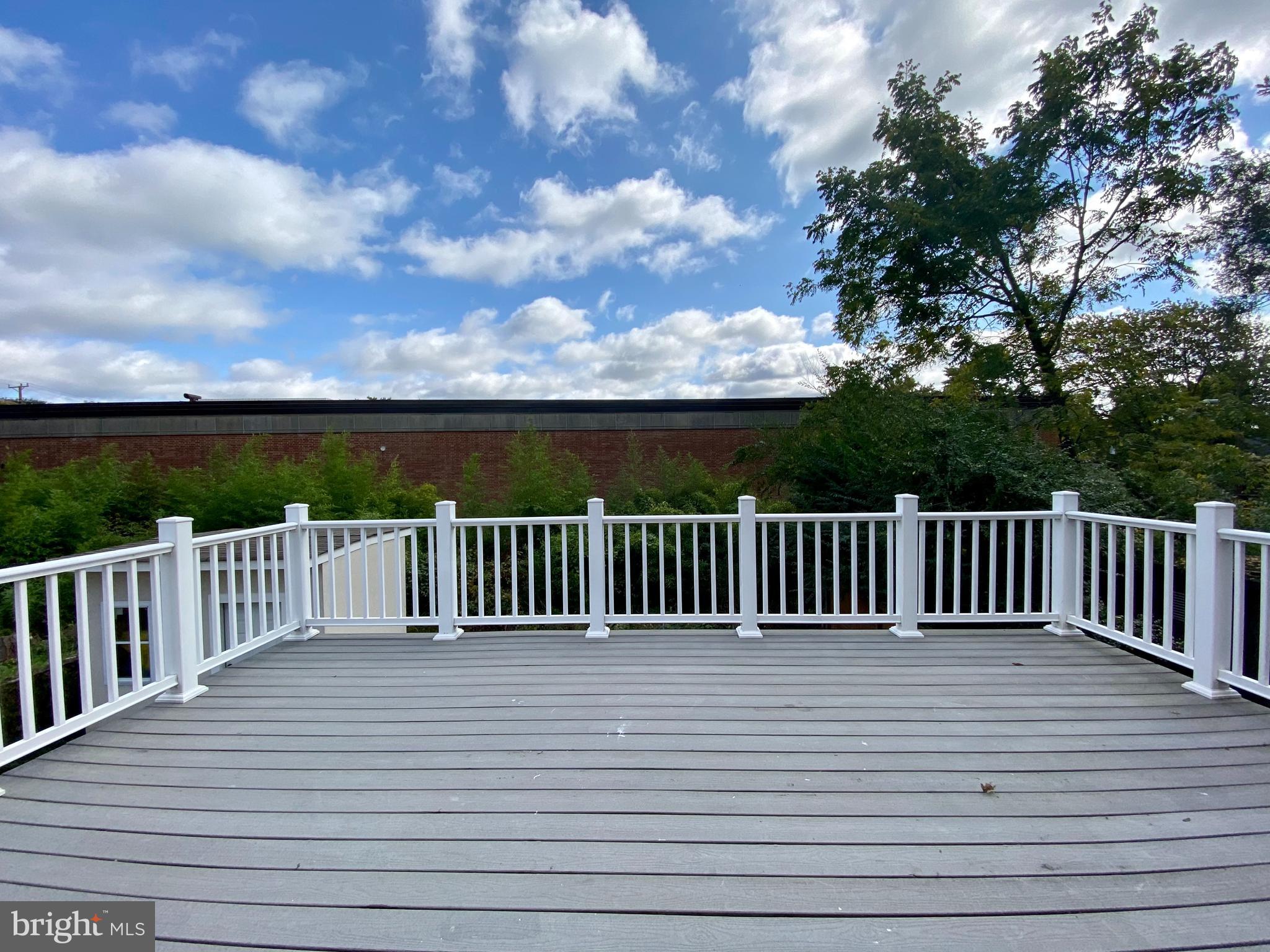 WAKEFIELD - Residential