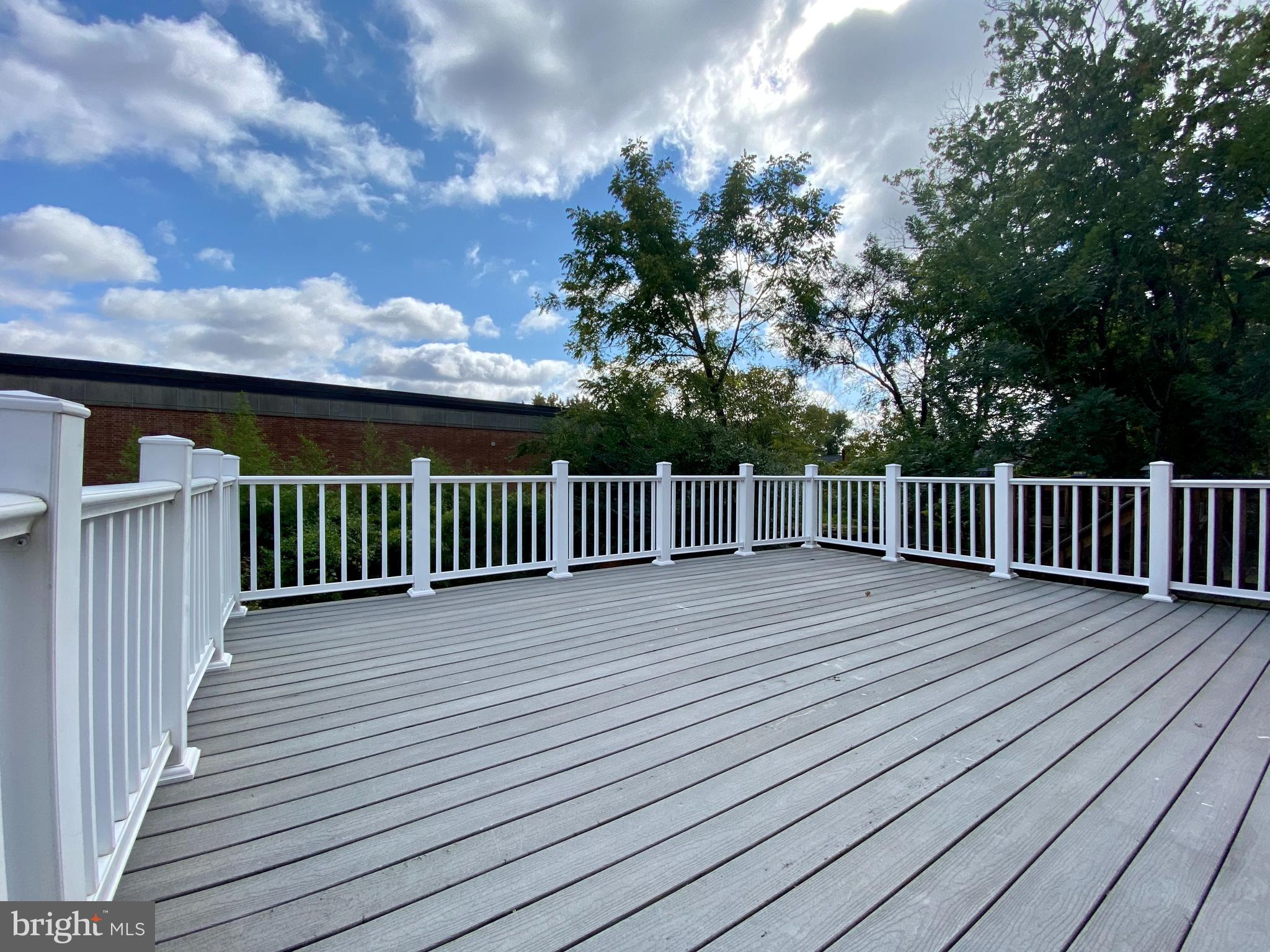 WAKEFIELD - Residential