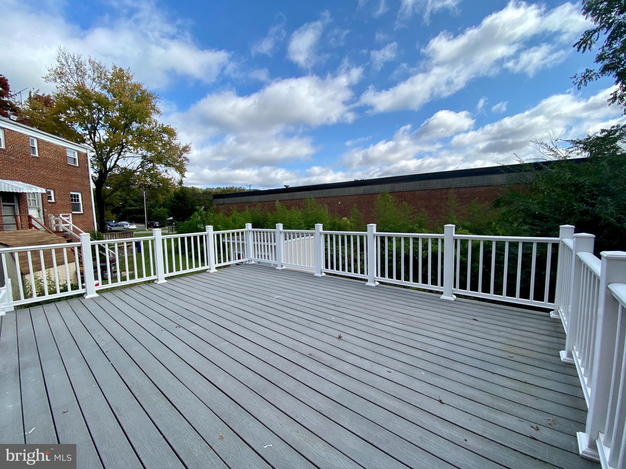 WAKEFIELD - Residential