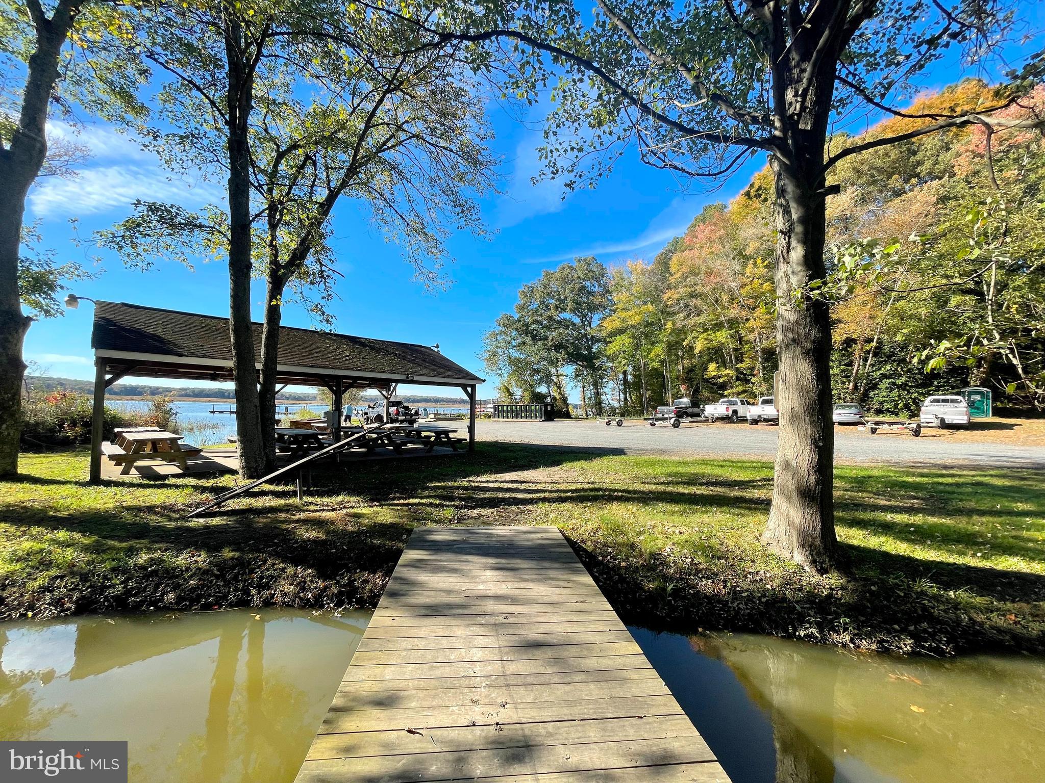 SHORES OF CALVERT - Residential Lease