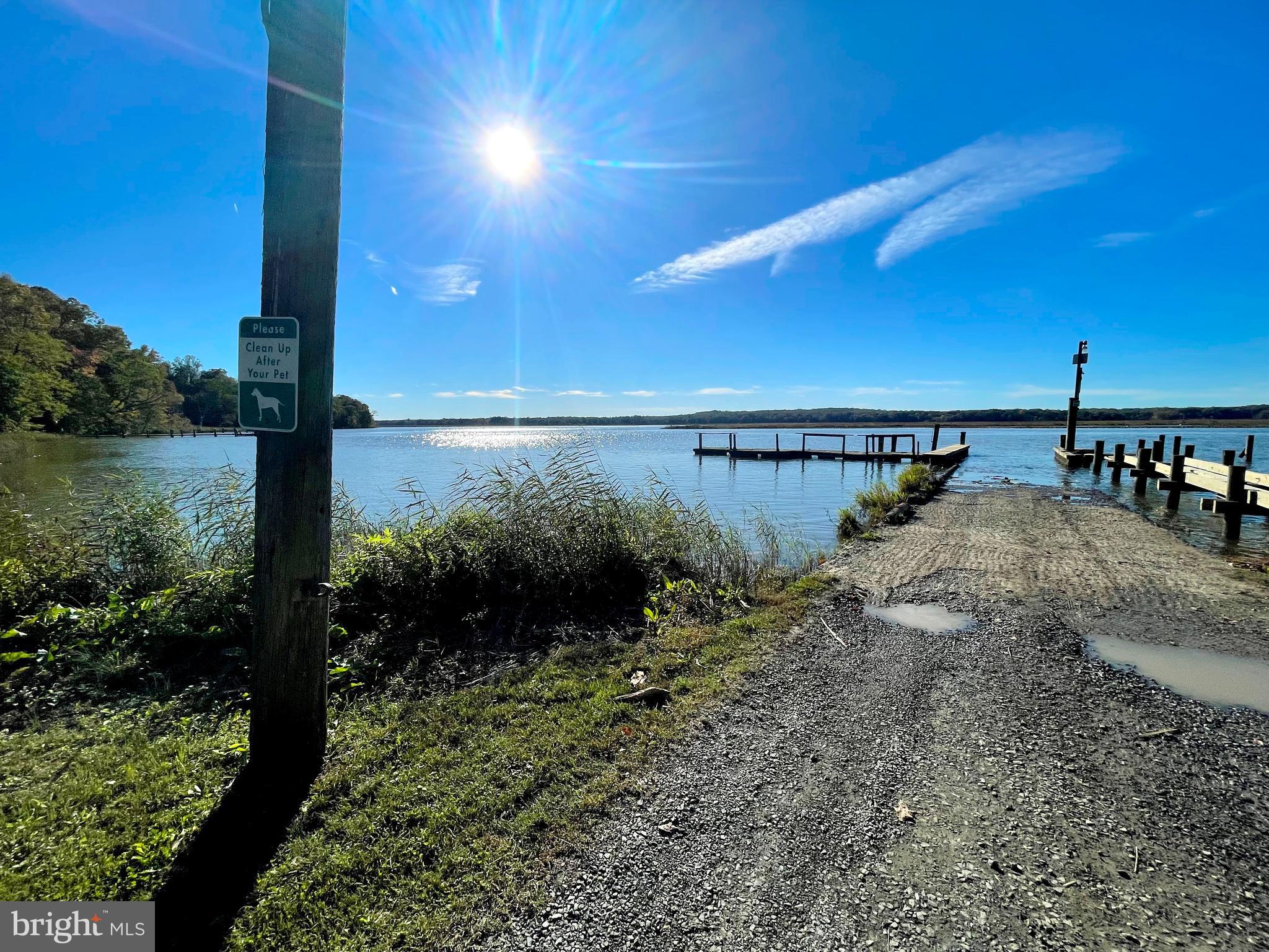 SHORES OF CALVERT - Residential Lease